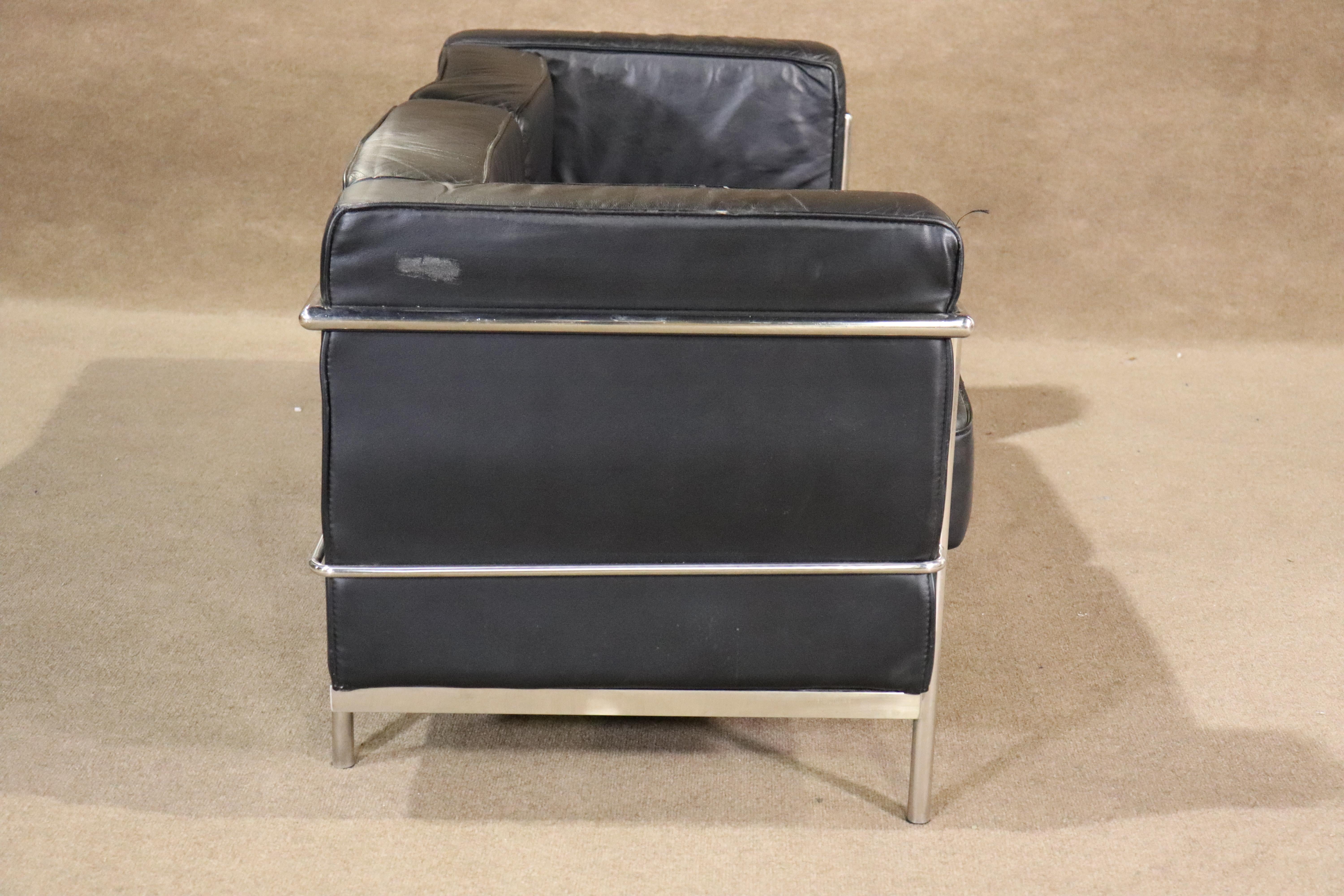 Mid-Century Modern Midcentury Tubular Leather Sofa For Sale