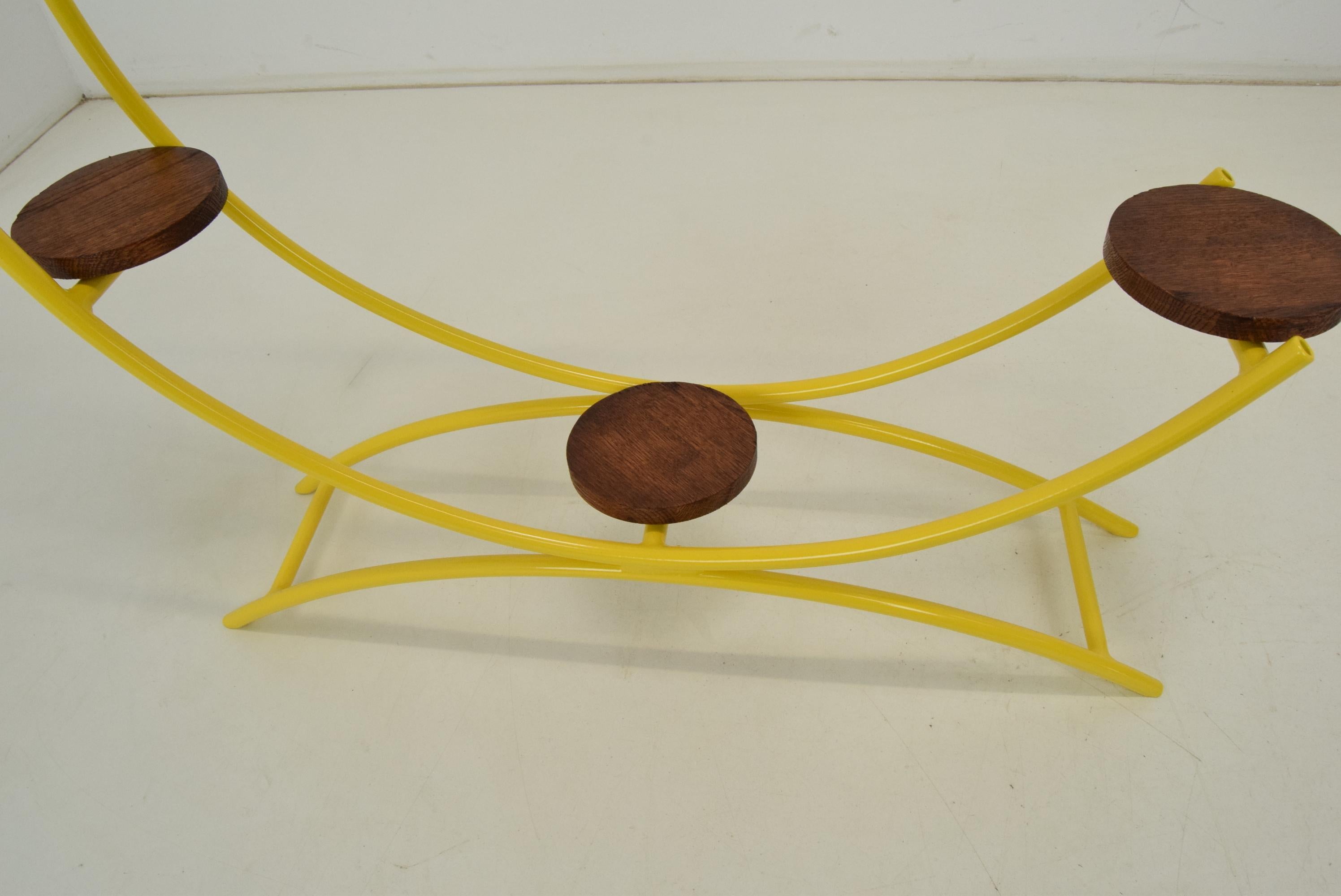 Mid-Century Tubular Stand Flowers, 1960's For Sale 2