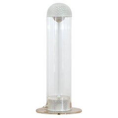 Lámpara de Sobremesa Tubular de Mediano Siglo de Metal Perforado Blanco y Plexi by Guzzini
