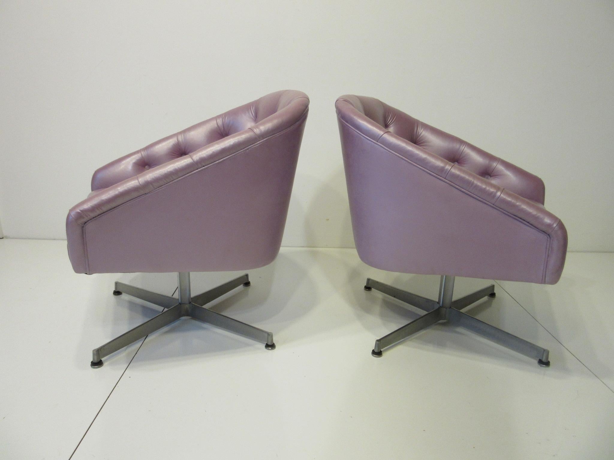 Mid-Century Modern Midcentury Tufted Leatherette Swivel Chairs by Shelby Williams For Sale