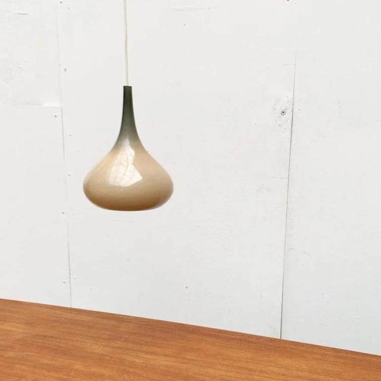 Lampada a sospensione in vetro Tulipano di metà secolo di Nordisk Solar e Holmegaard, anni '60 in vendita 5