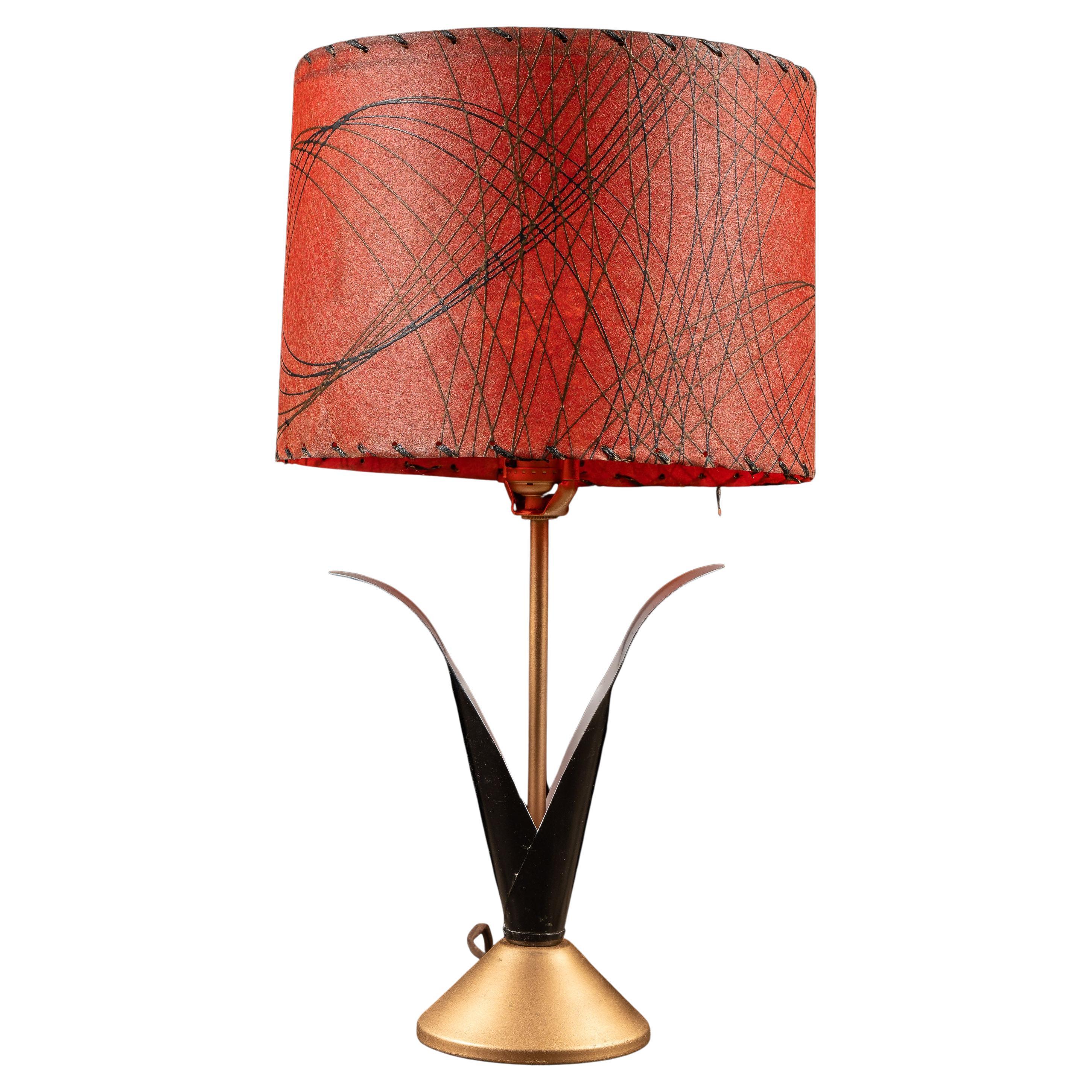 Lampe tulipe du milieu du siècle avec abat-jour rouge en vente