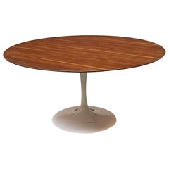 Table ronde modèle Tulipe du milieu du siècle Dessin d'Eero Saarinen pour Knoll:: 1956