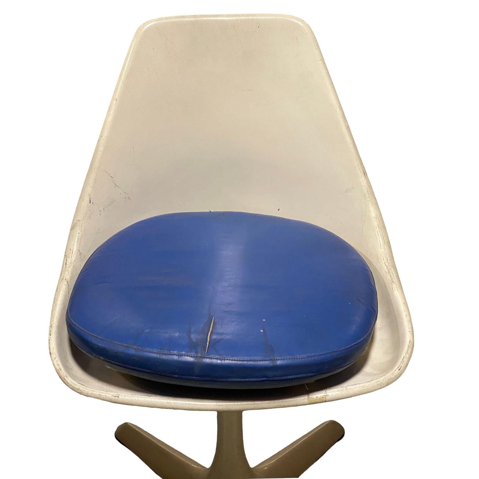 Milieu du XXe siècle Chaise d'appoint Tulip du milieu du siècle modèle 115 de Maurice Burke pour Arkana en vente