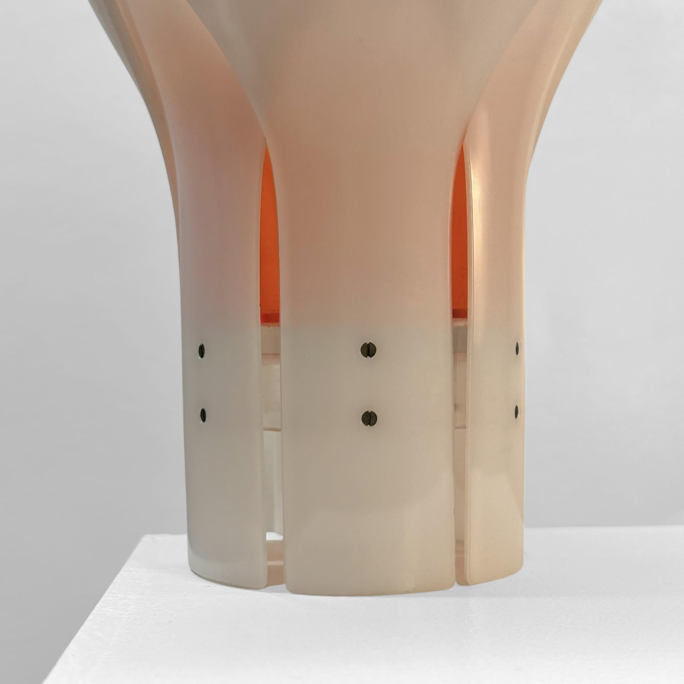 Mid-century Tulip table lamp by Yngve Ekström for Pileprodukter, Sweden, 1970s For Sale 3