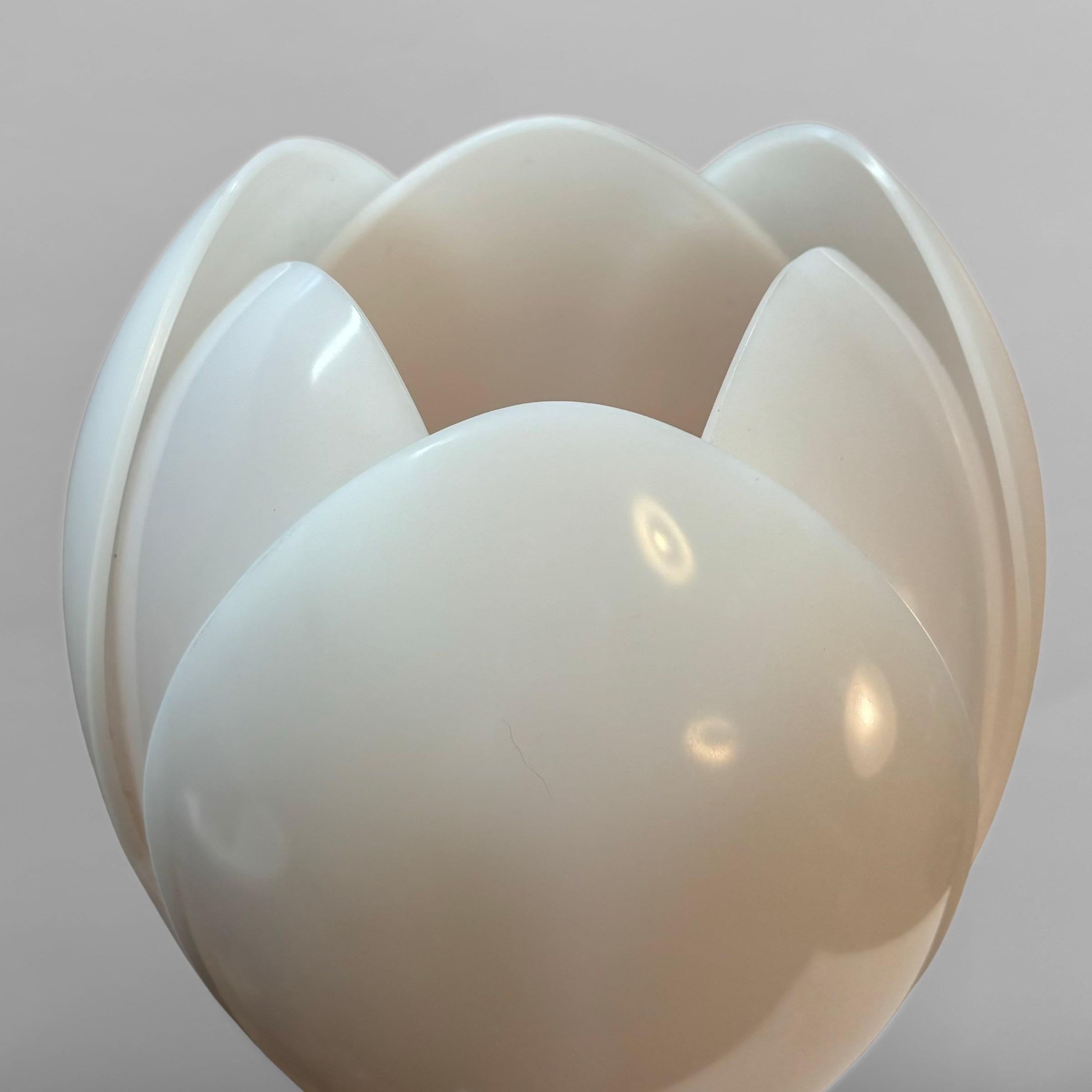 Mid-century Tulip table lamp by Yngve Ekström for Pileprodukter, Sweden, 1970s For Sale 1