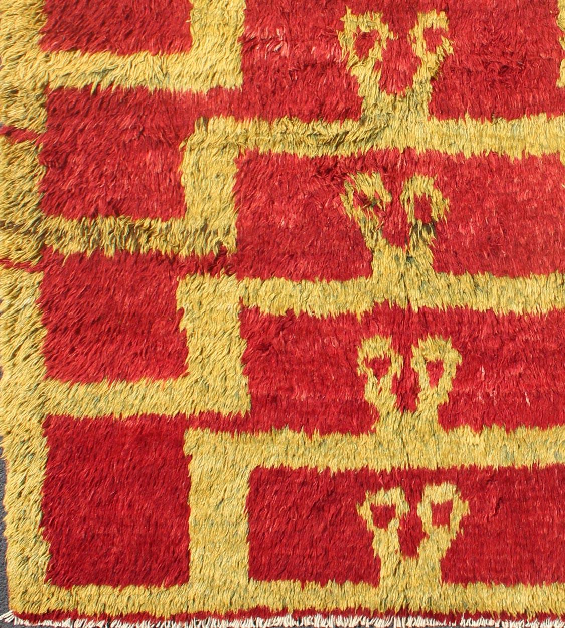 Turkish Mid-Century Tulu Vintage Carpet with Tribal Pattern in Red and Green Gold For Sale