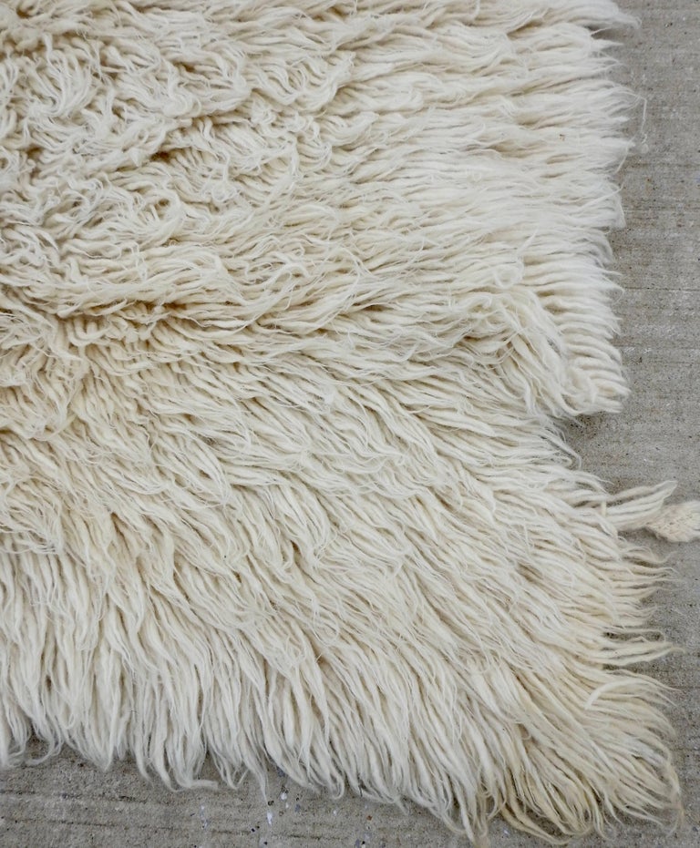 Midcentury Turkish Flokati Natural Undyed Wool Rug For Sale at 1stdibs
