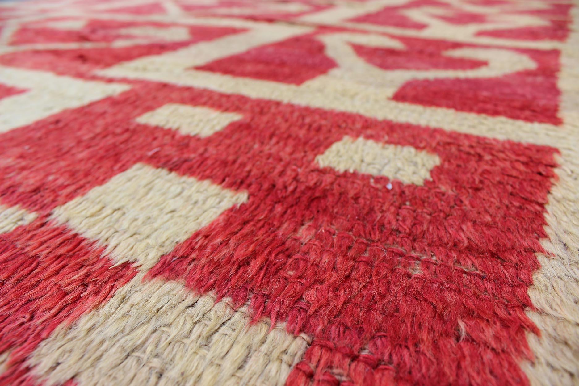 Mid-Century Turkish Tulu Carpet with Tribal Pattern in Red and Butter Cream In Good Condition For Sale In Atlanta, GA