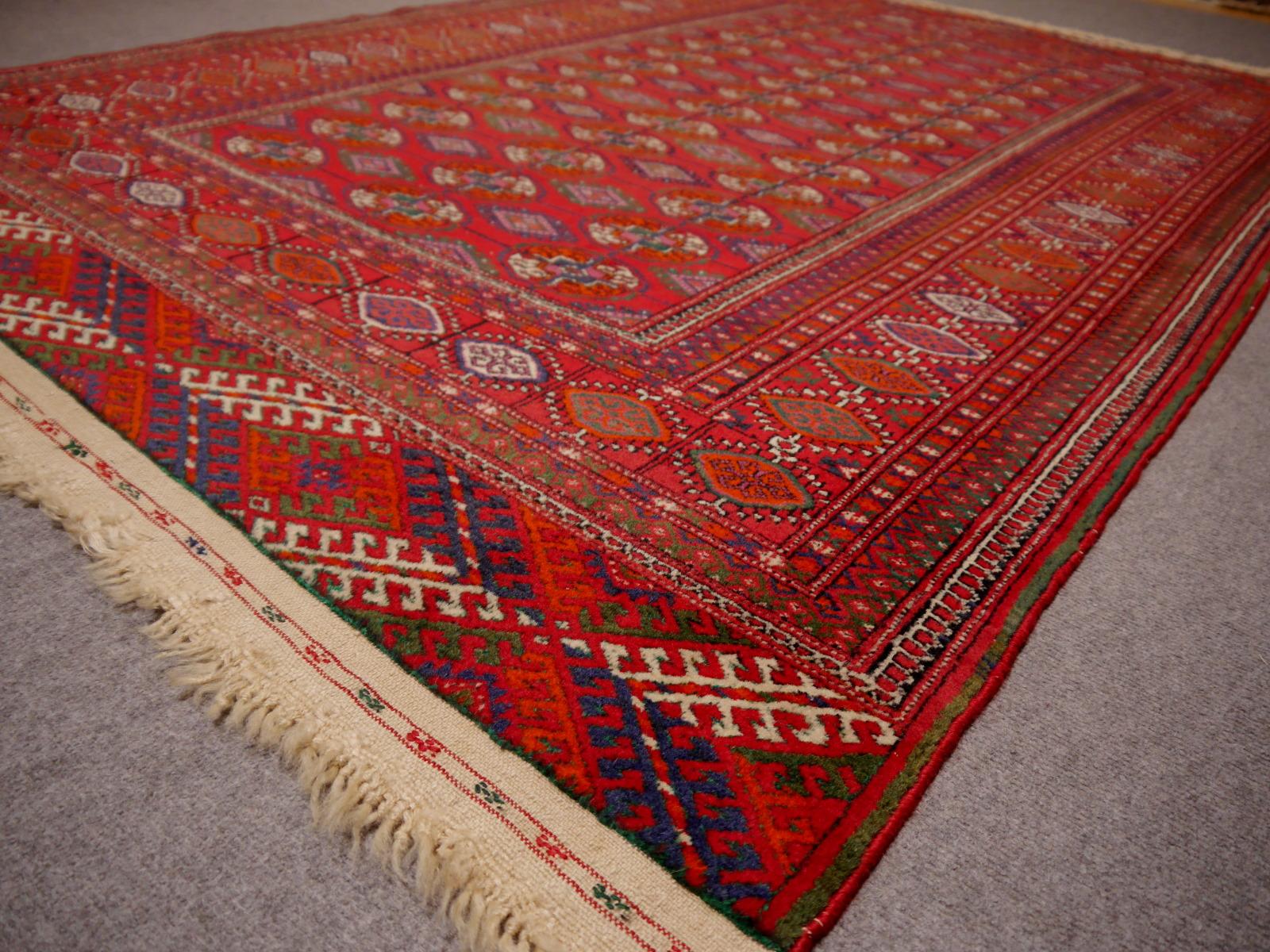 Wool Midcentury Turkman Bokhara Tekke Tribal Persian Rug hand knotted in Turkmenistan