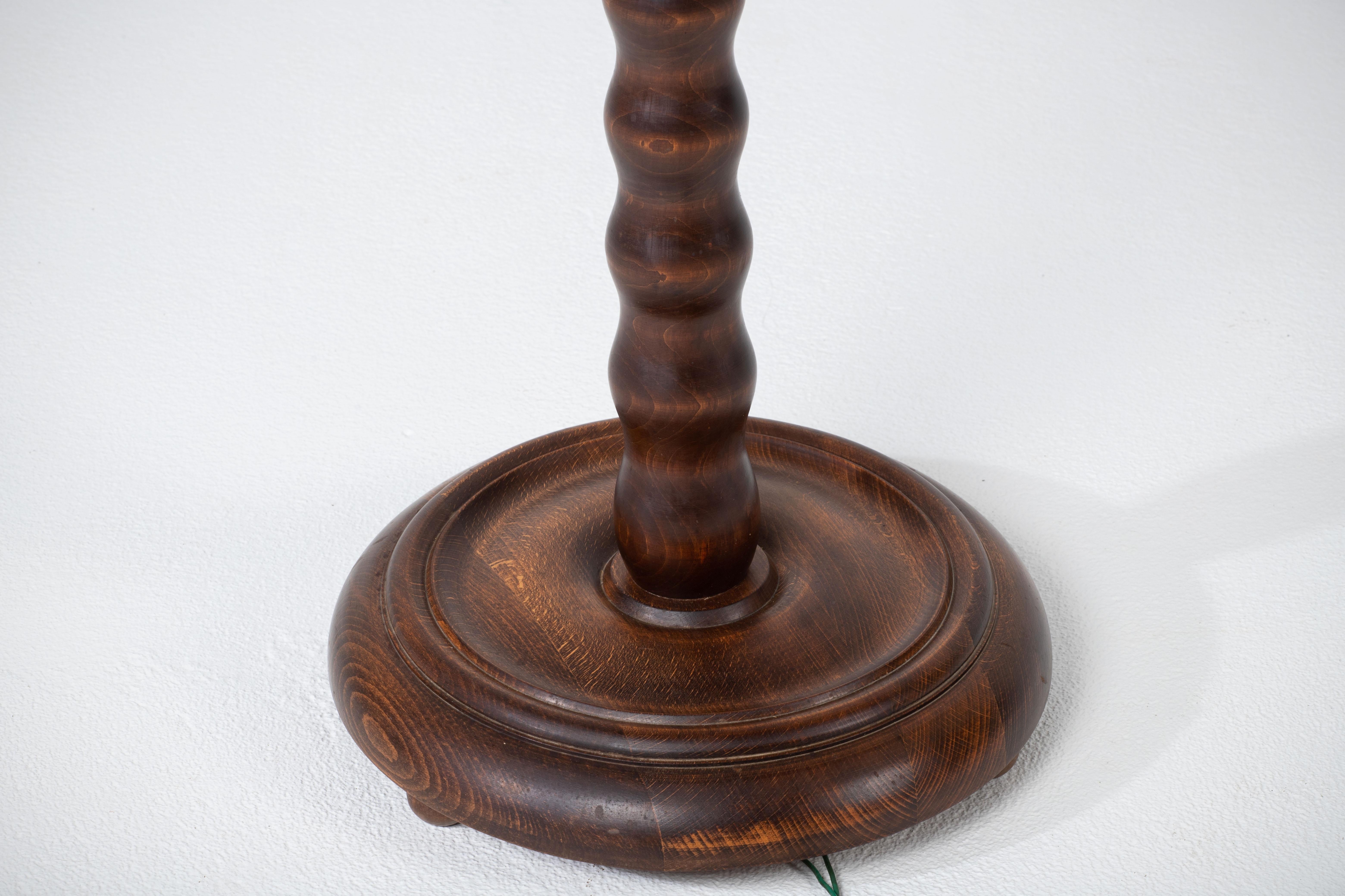 Mid-Century Turned Wood Floor Lamp, France, 1950 For Sale 4