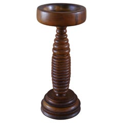 Mid-Century gedrehter Wood Wood Beistelltisch