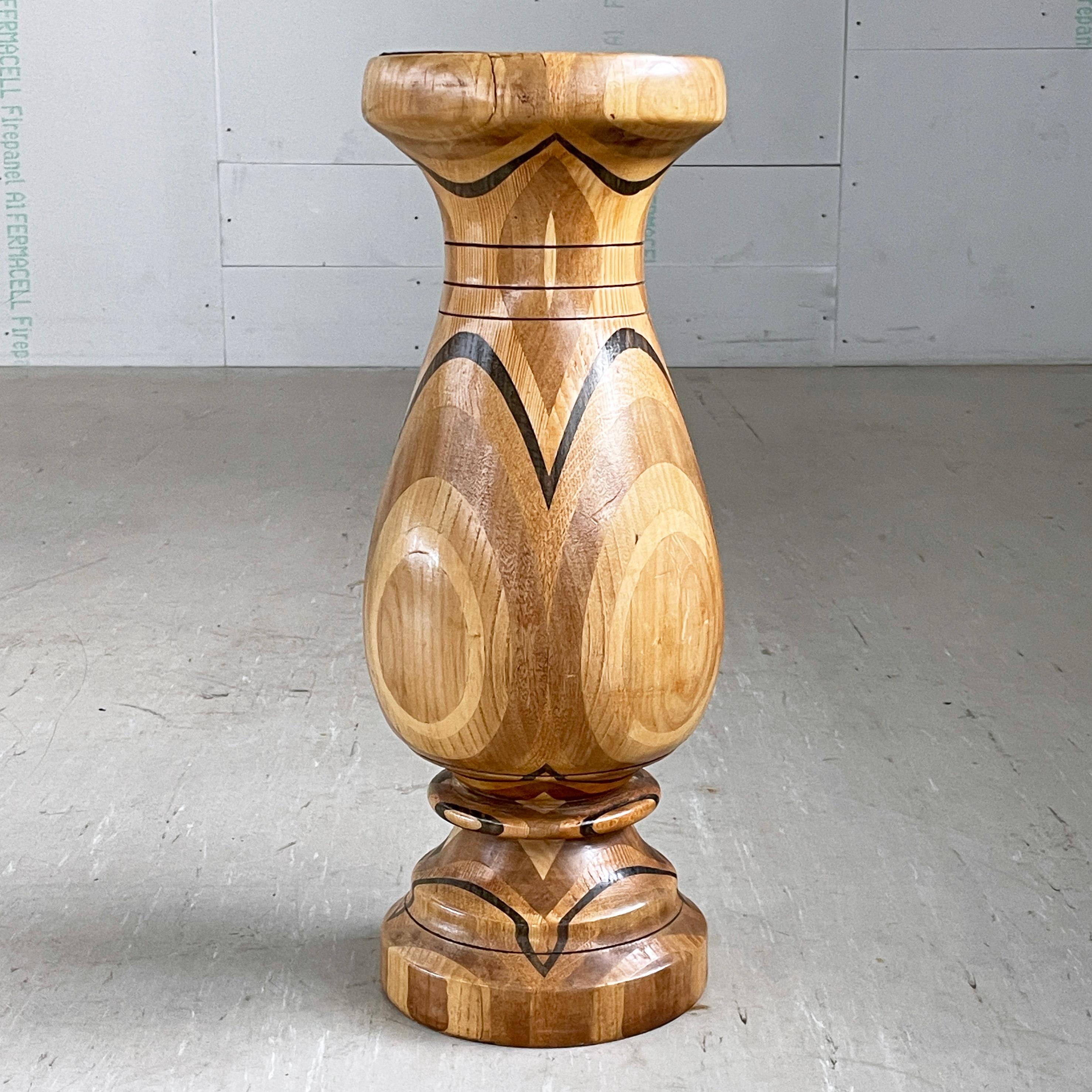 Vaso in legno tornito di metà secolo in vendita 2