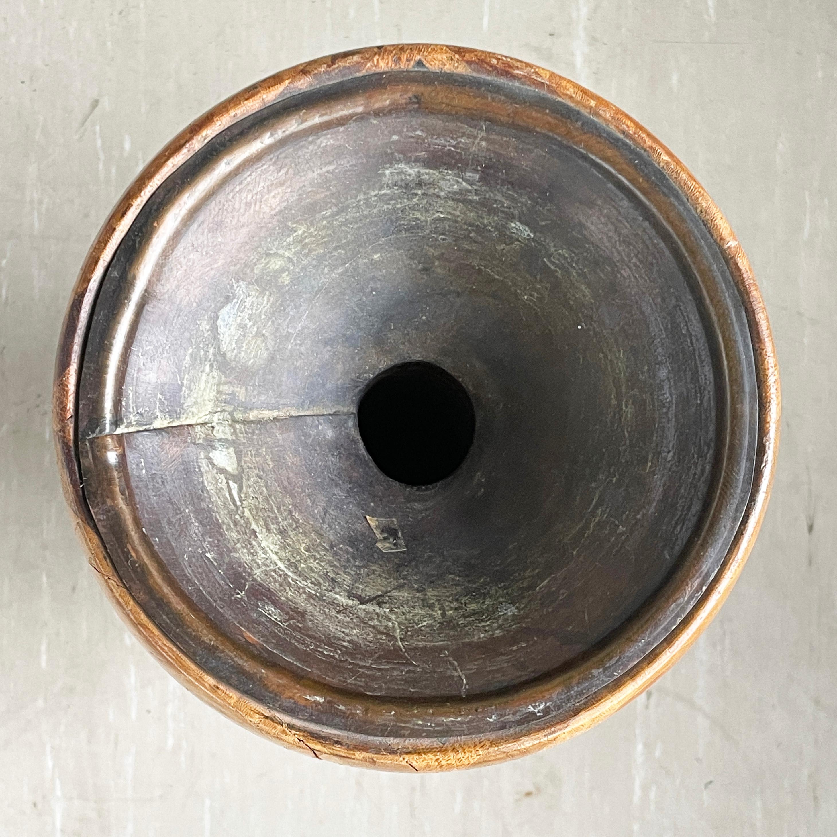 Vaso in legno tornito di metà secolo in vendita 3