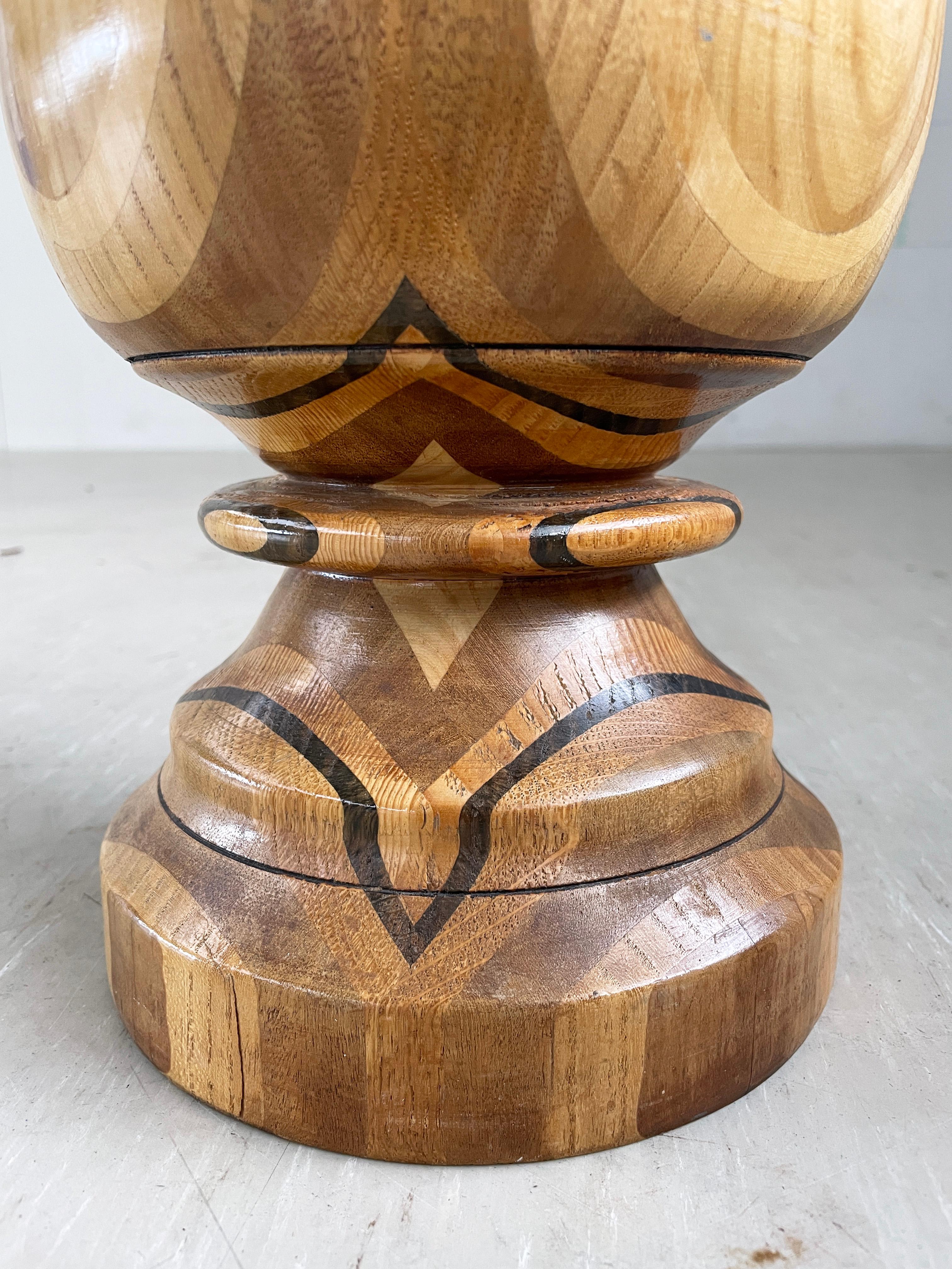 Vaso in legno tornito di metà secolo in vendita 5