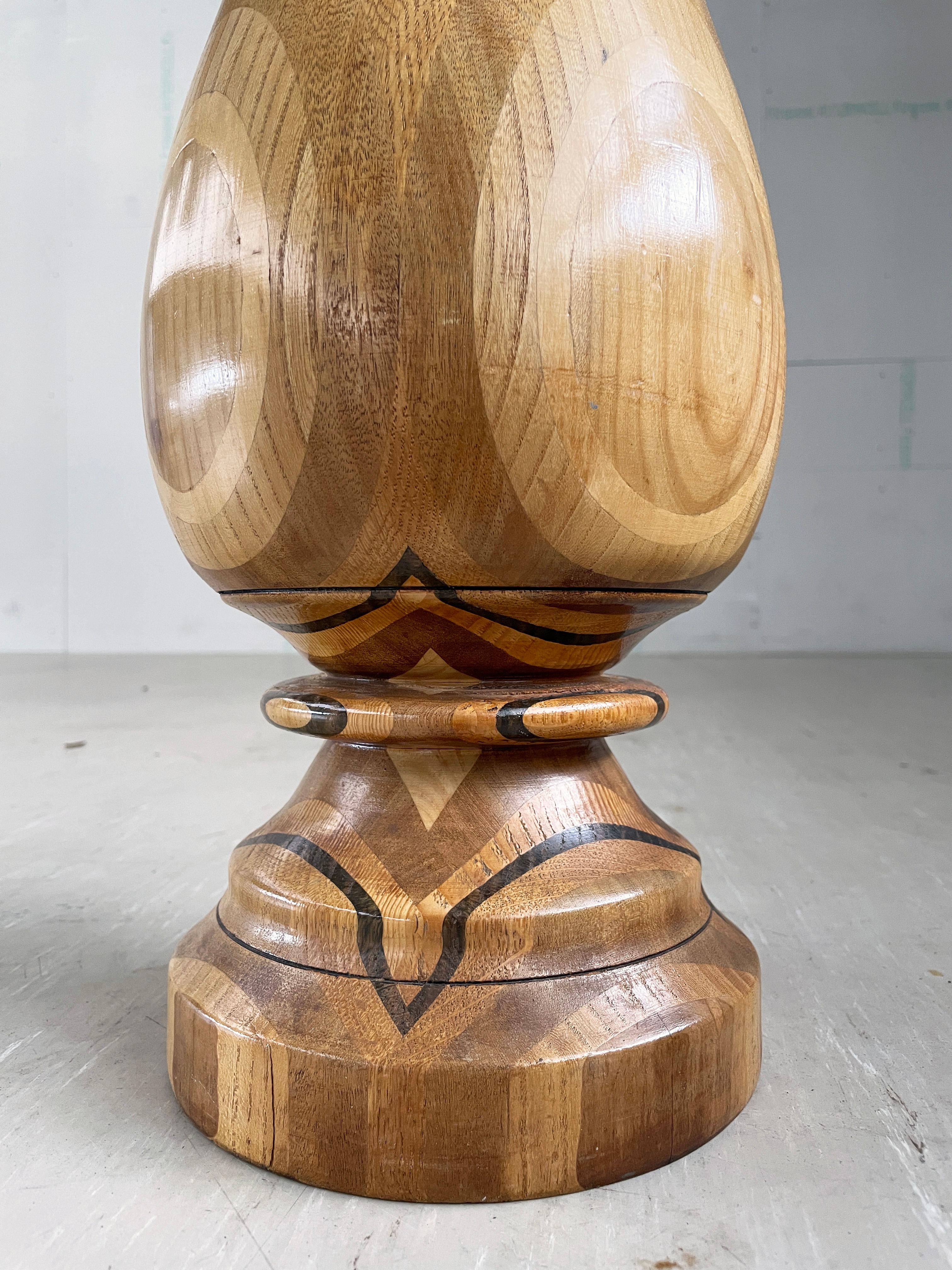 Vaso in legno tornito di metà secolo in vendita 6