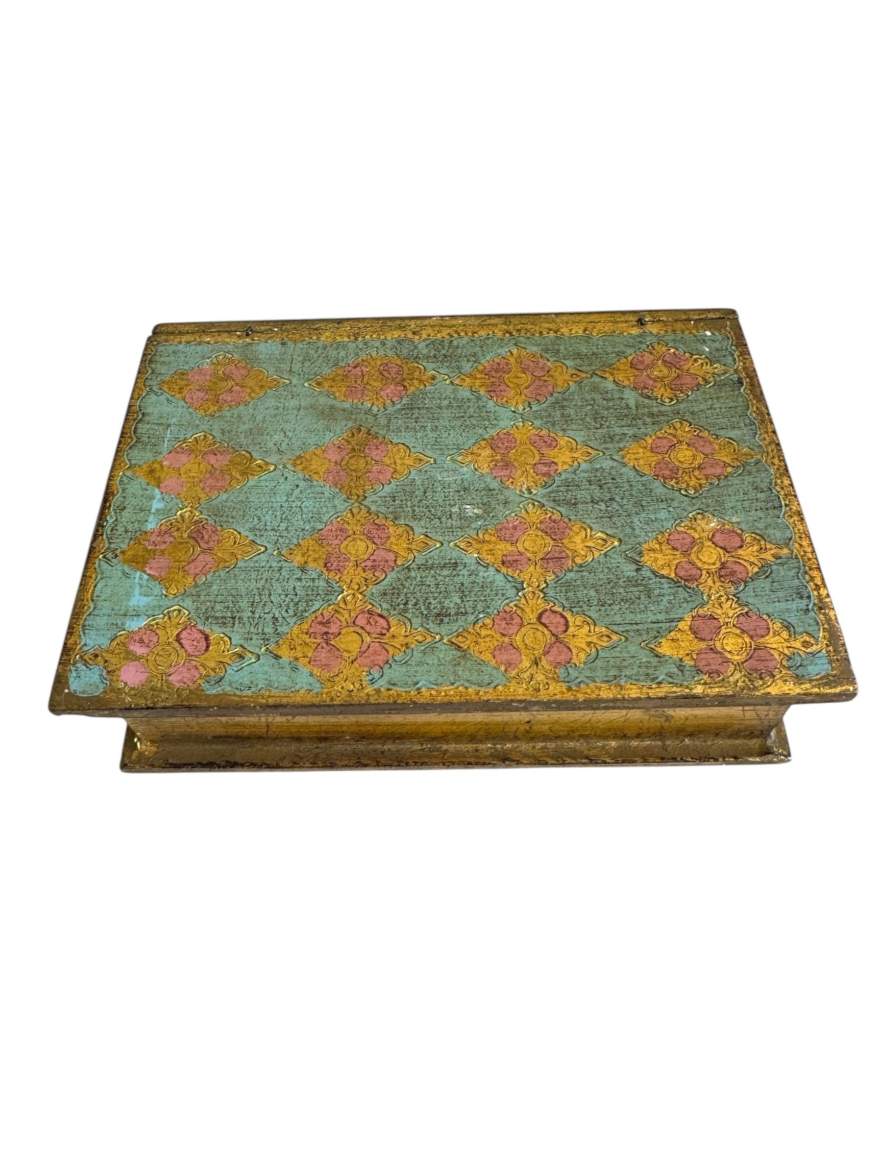 Bois Boîte à livres Florentine du milieu du siècle en turquoise et or en vente