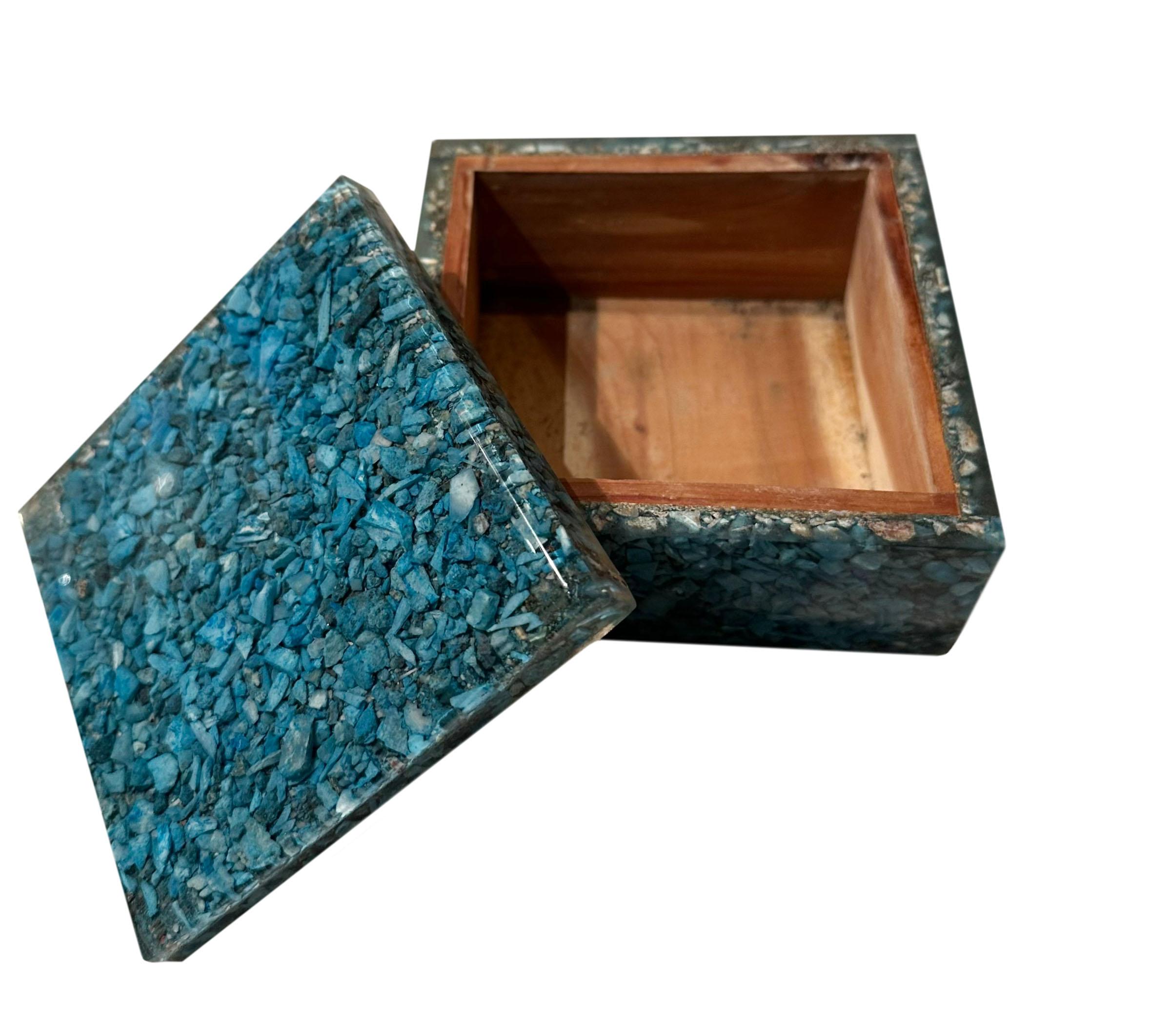 Mid Century Turquoise Box In Good Condition For Sale In Tampa, FL