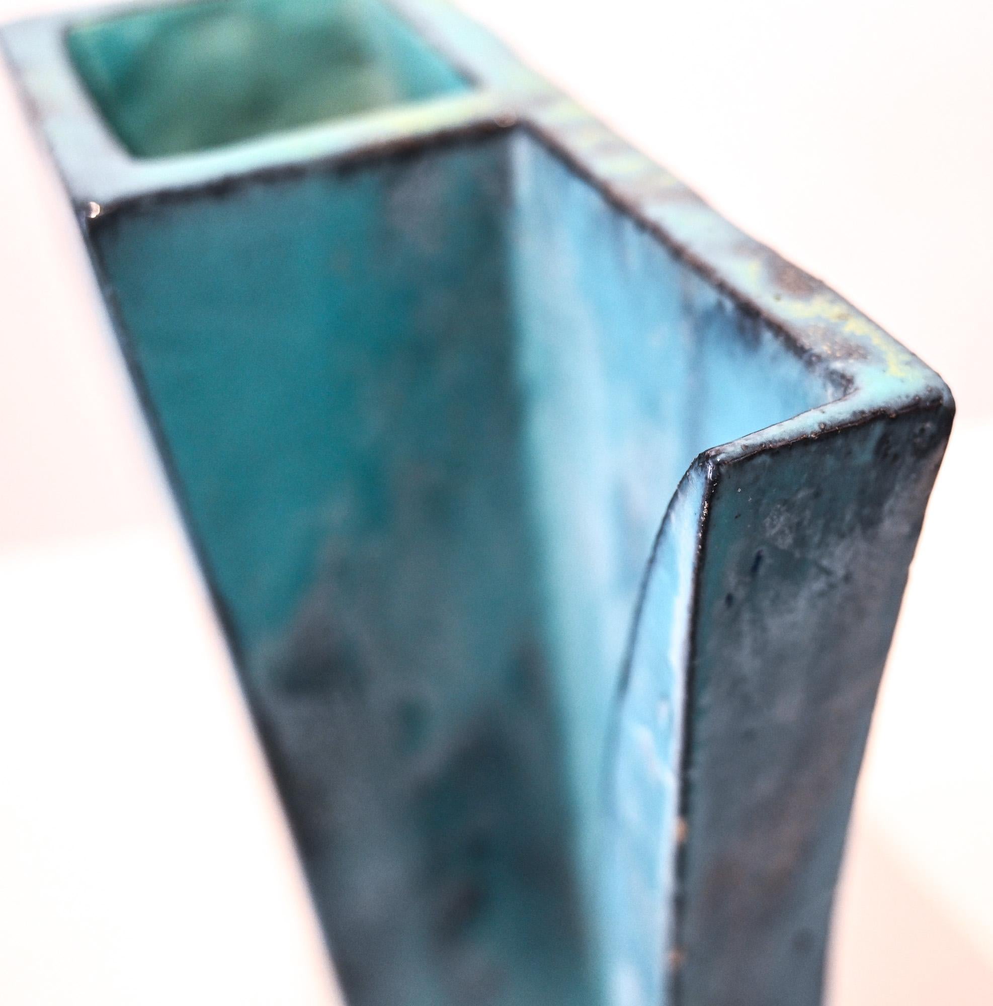 turquoise slab vase by Marcello Fantoni Italy by Marcello Fantoni (1915-2011) – Florence, Italy Signed to the base Fantoni. and dated 1960
Provenance: sourced directly from the Fantoni family

