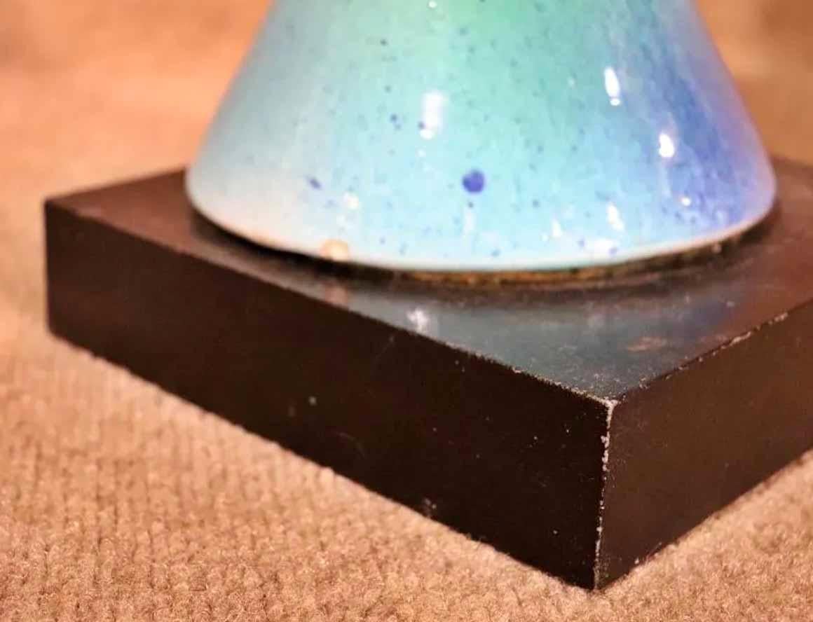 Mid-Century Turquoise Table Lamp In Good Condition For Sale In Brooklyn, NY