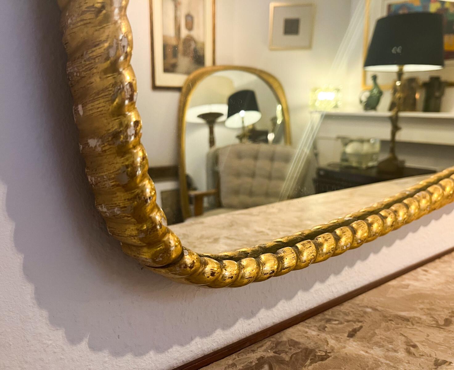 Italian Mid-Century Twisted Gilded Wood Mirror attribued to Osvaldo Borsani, 1950s For Sale
