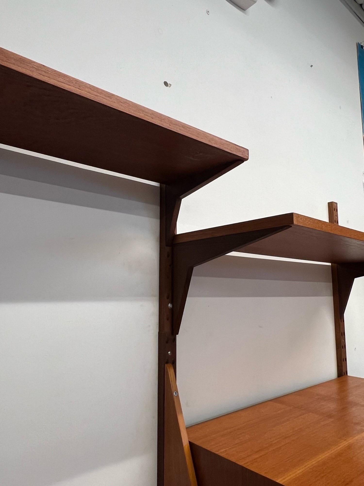 Mid-Century Two Bay Cado Wall Unit / Bar Cabinet 3