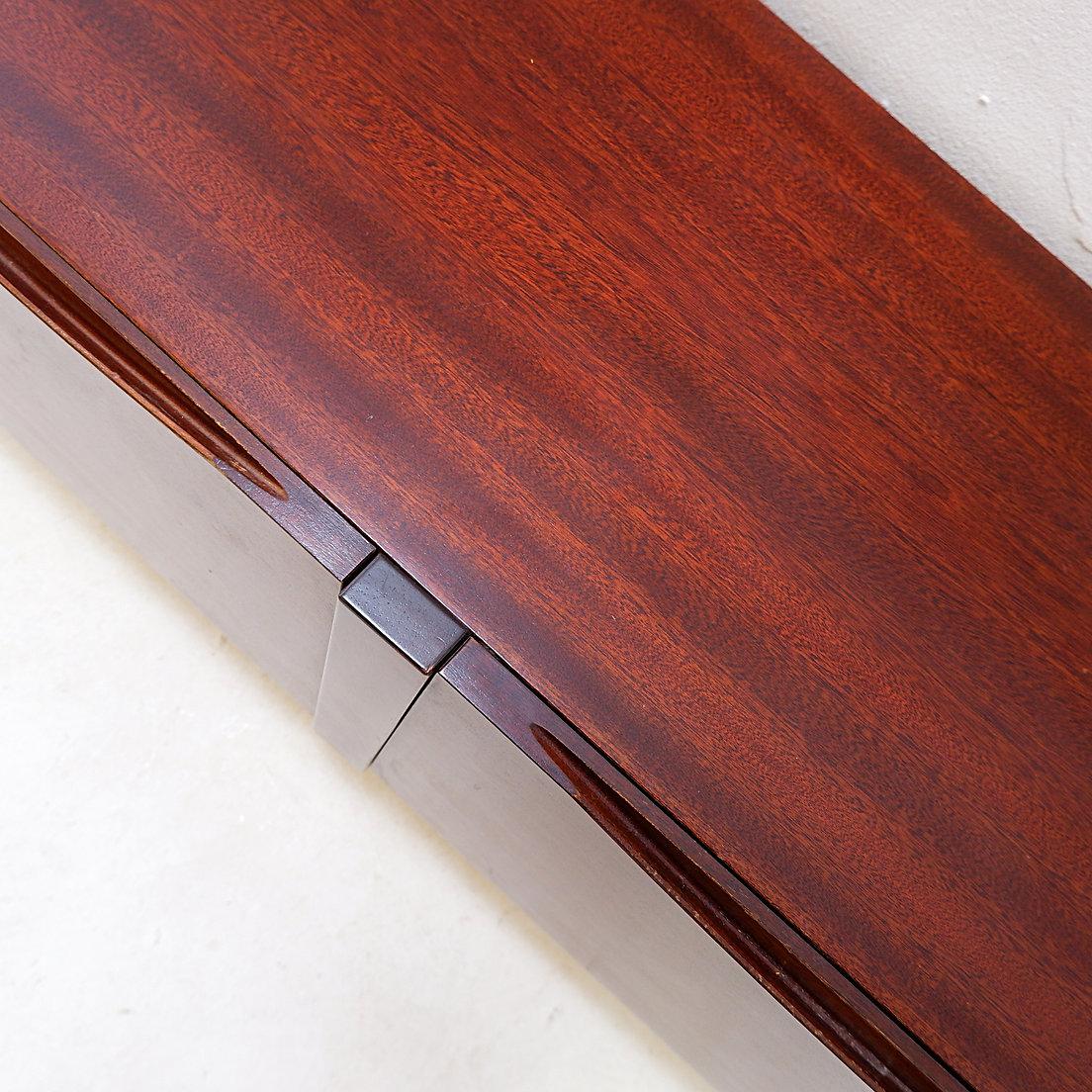 Credenza a due ante di metà secolo - Anni '60 in vendita 4