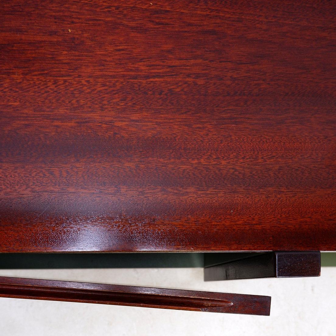 Legno Credenza a due ante di metà secolo - Anni '60 in vendita