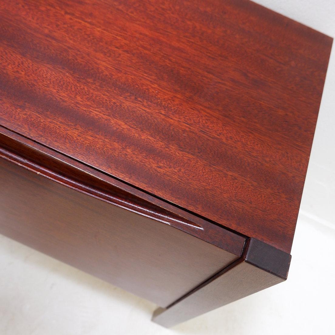 Credenza a due ante di metà secolo - Anni '60 in vendita 1