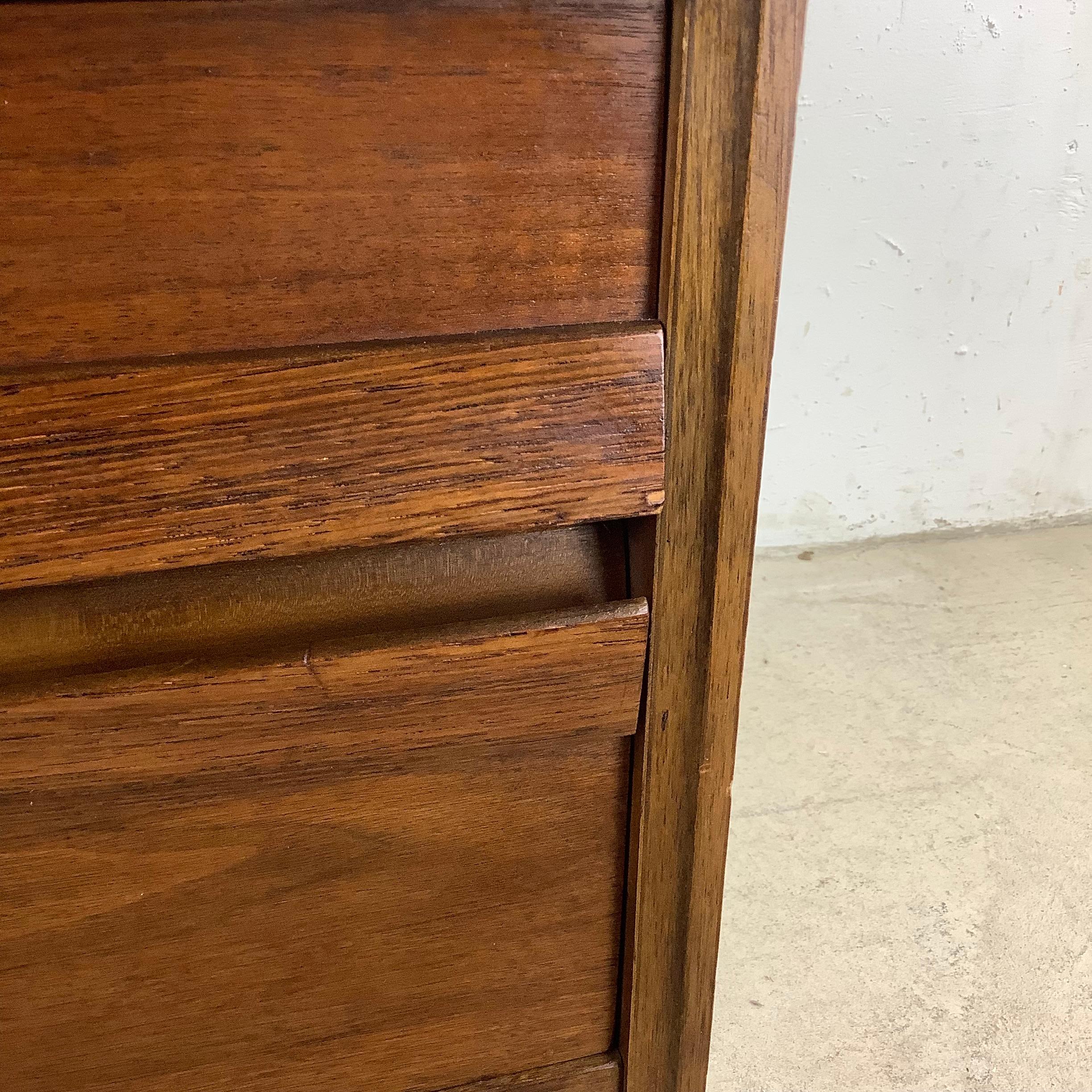 Mid-Century Two Drawer Square Walnut End Table For Sale 7