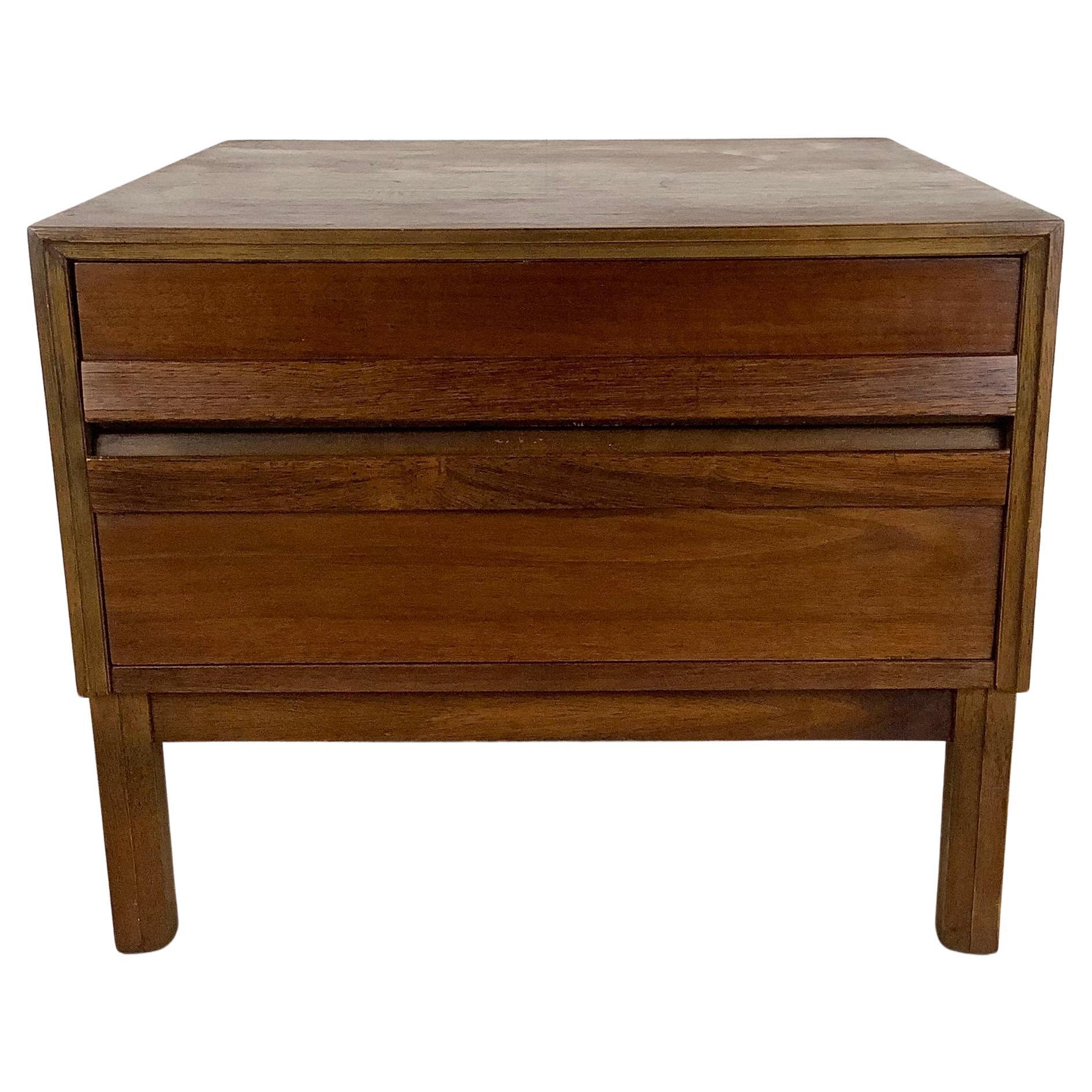 Mid-Century Two Drawer Square Walnut End Table For Sale