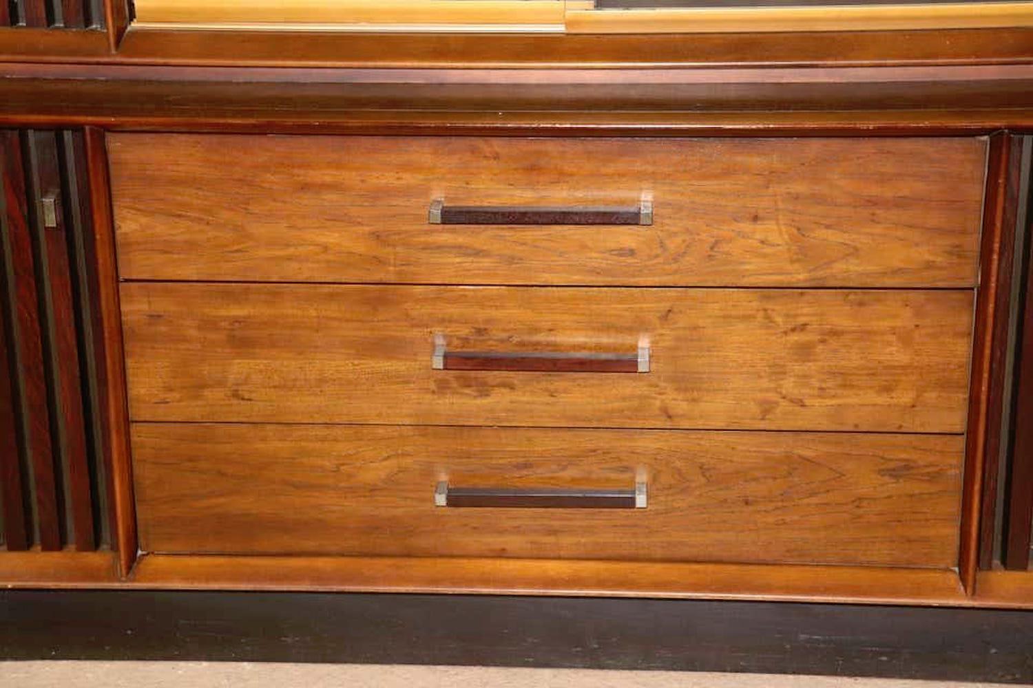 Mid-Century Modern Mid-Century Two Piece Hutch