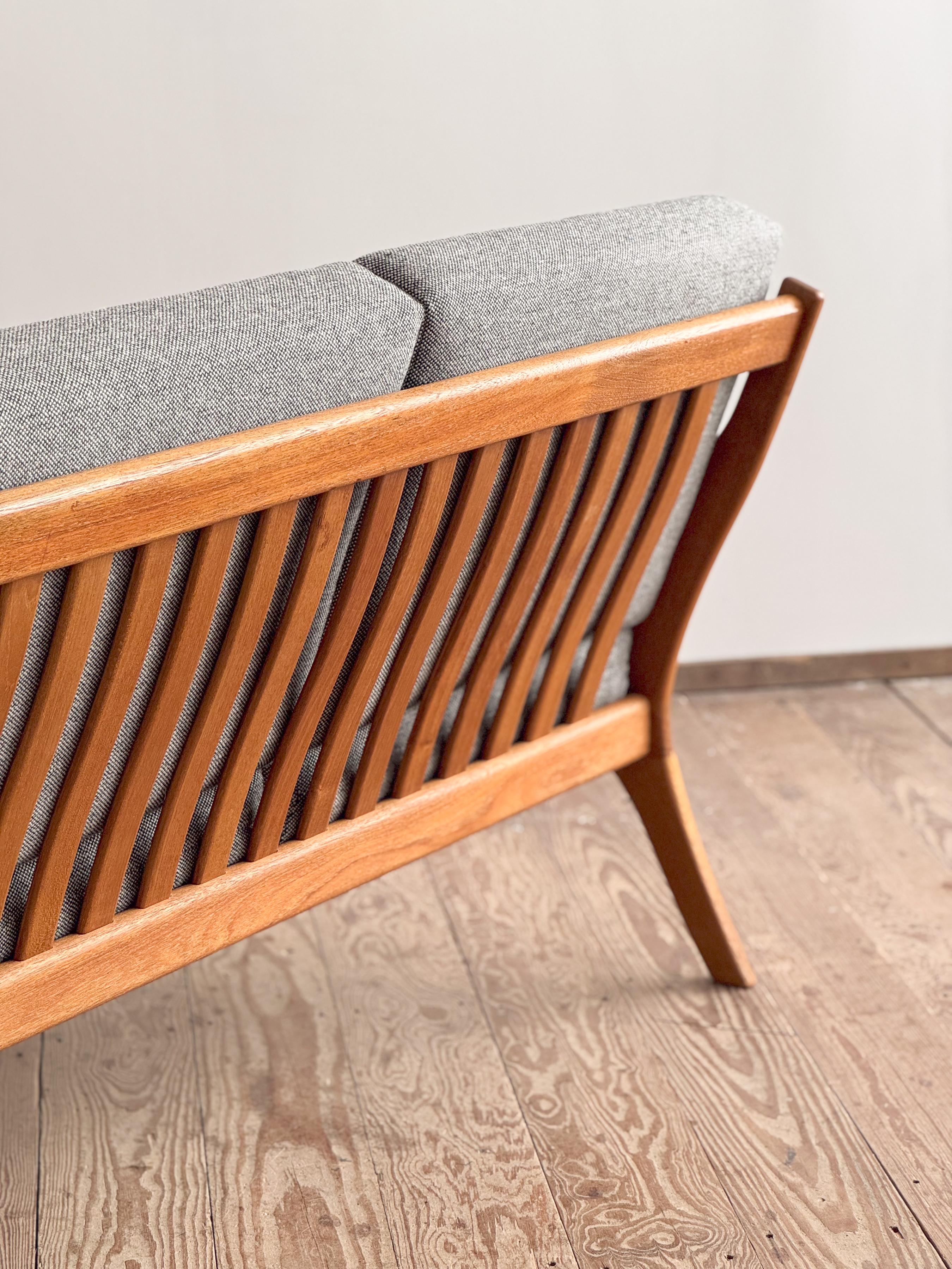 Mid-Century Two-Seat Sofa, Danish Design Teak Couch For Sale 2