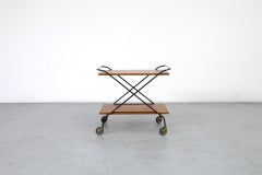 Carrito de bar de teca de dos pisos de mediados de siglo, Paul Nagel para JIE Gantofta, años 60