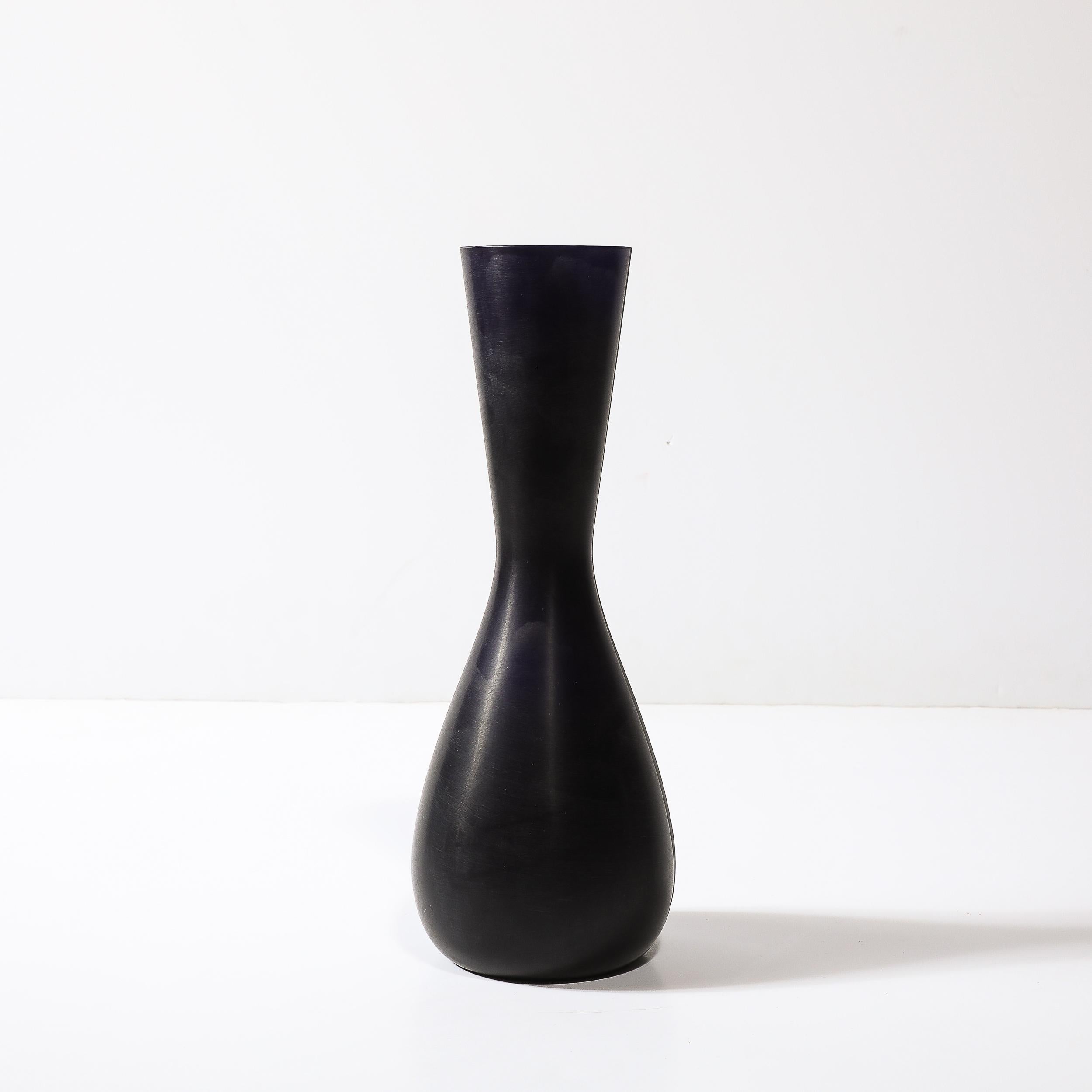 Vase aus mundgeblasenem Murano-Glas, zweifarbig, mattschwarz, Mitte des Jahrhunderts, von Venini im Angebot 4