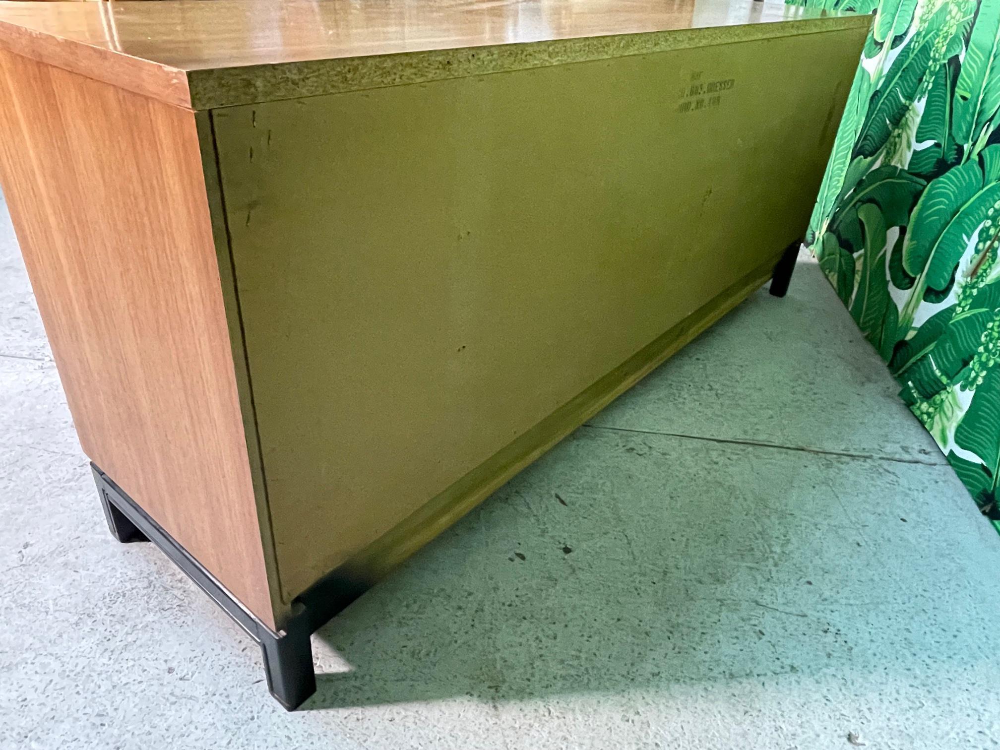 Mid Century Two Toned Legged Dresser or Sideboard For Sale 5