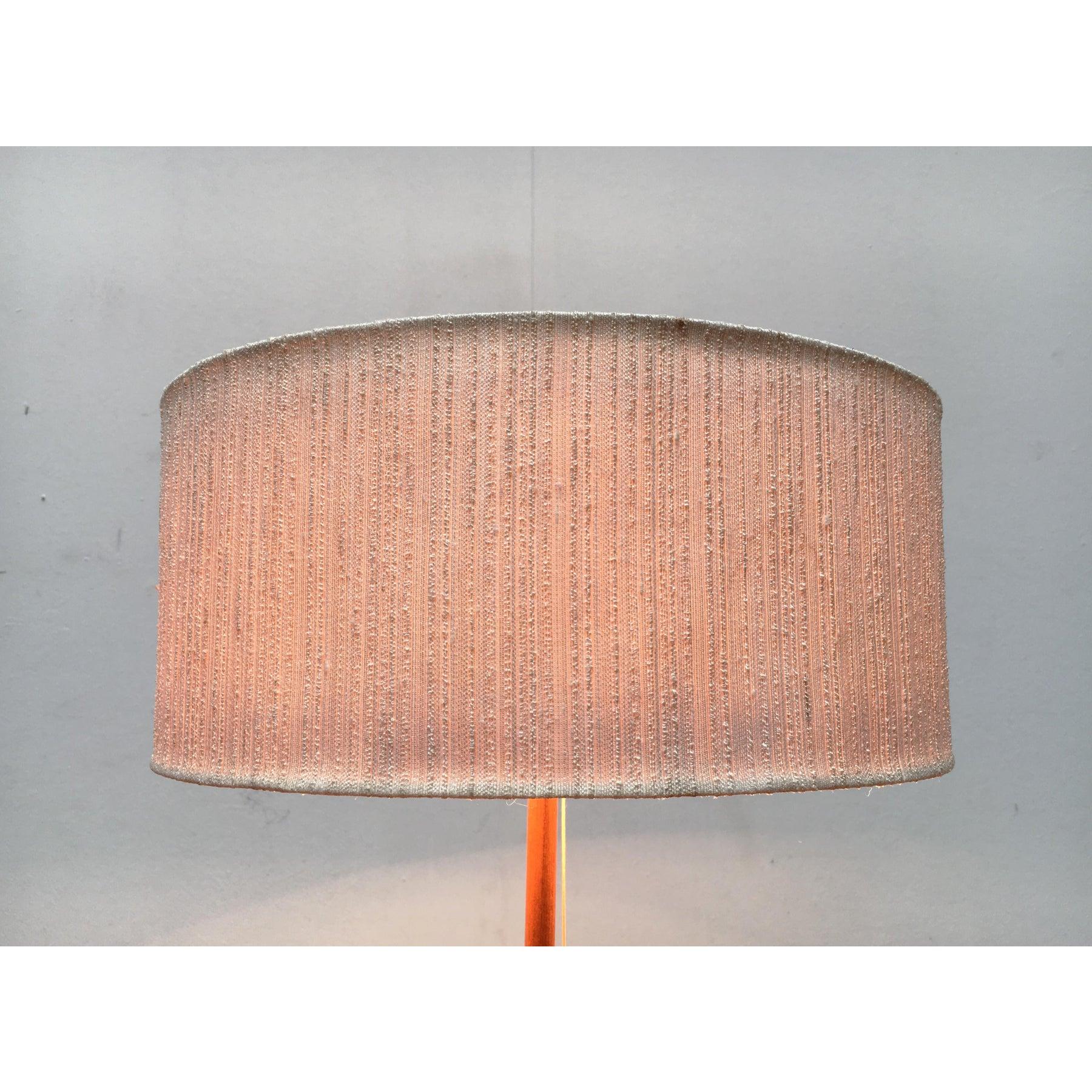 Mid-Century Type 25 Teak Table Lamp from Temde In Good Condition For Sale In Hamburg, DE