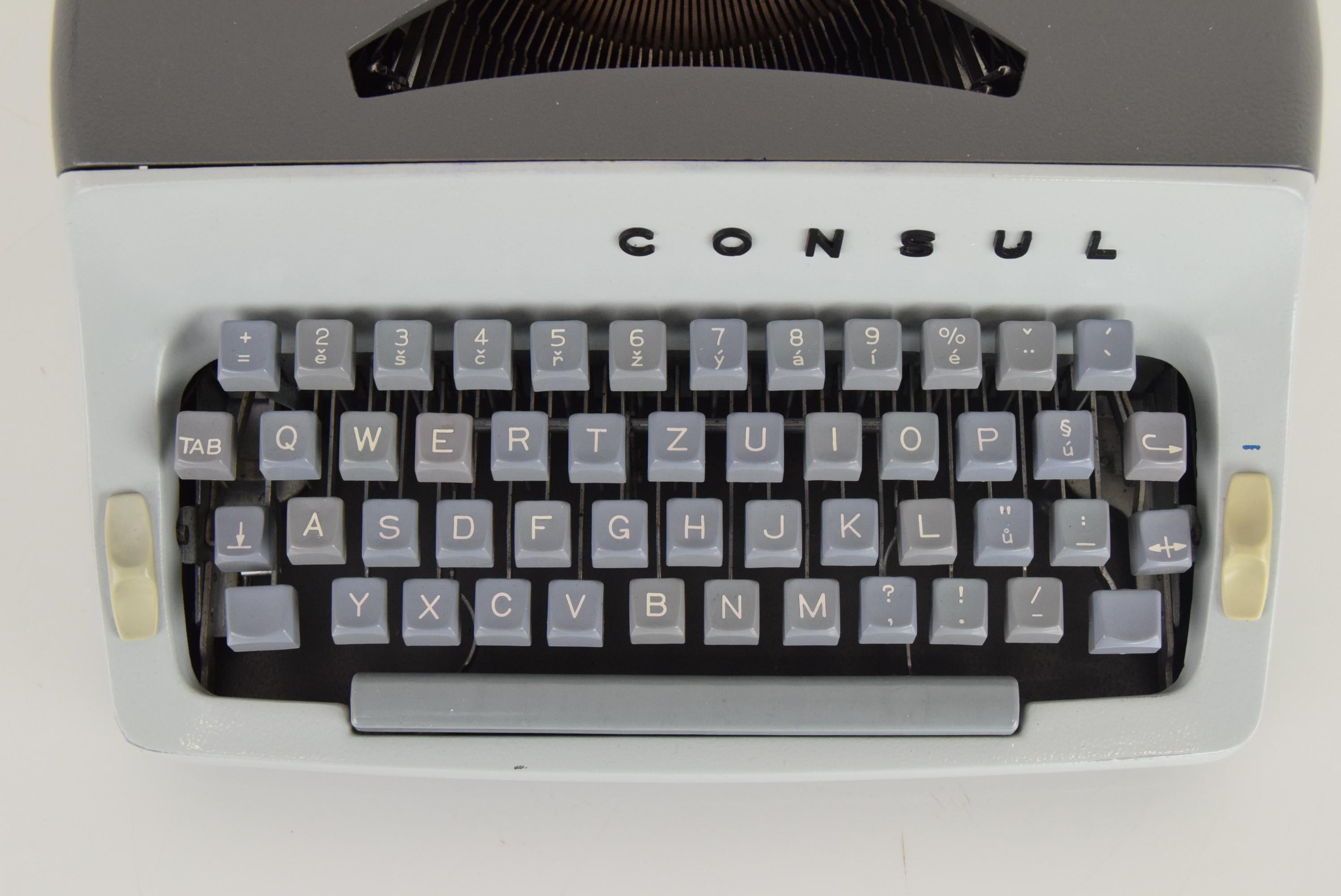 1960s typewriter