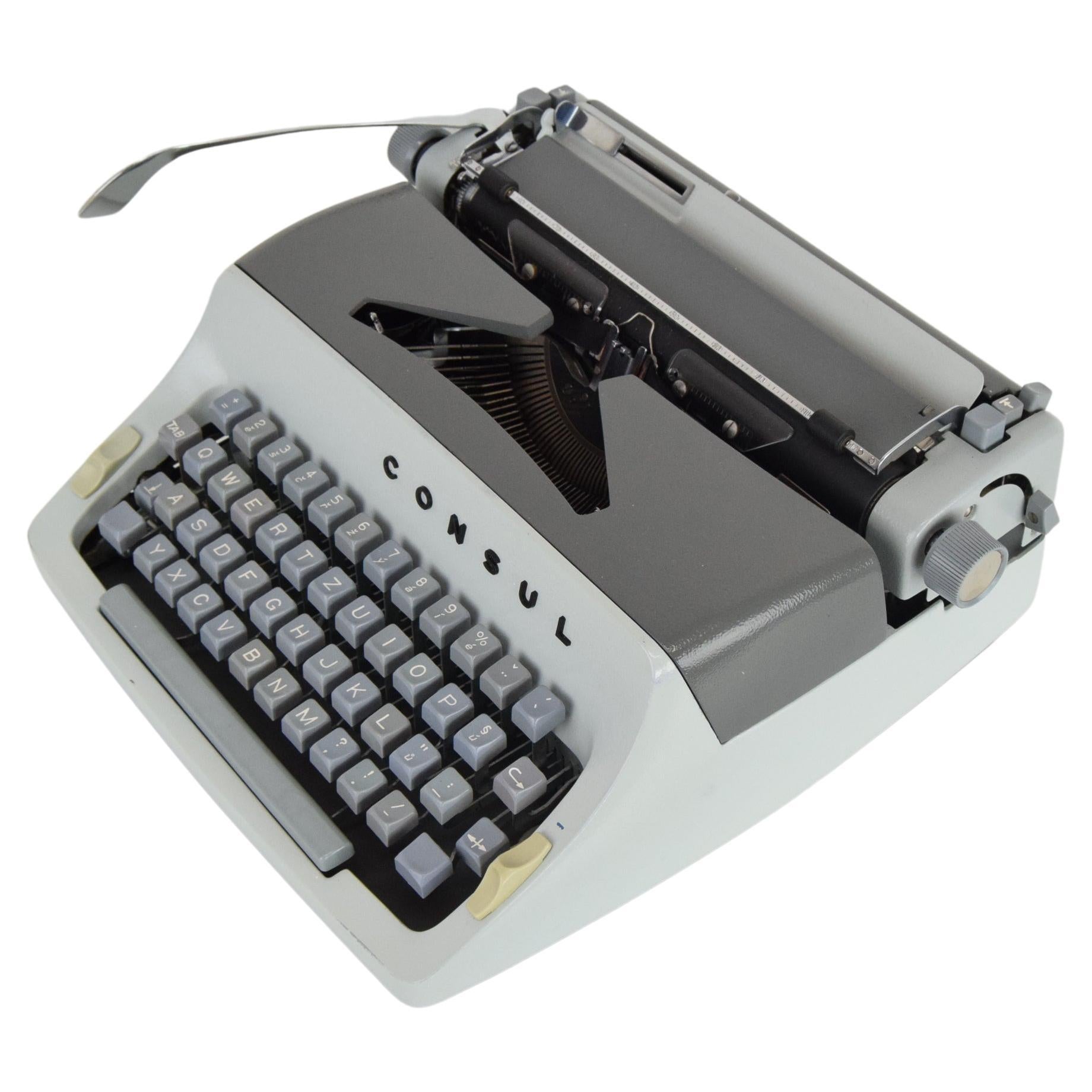 Midcentury Typewriter / Consul, 1960s.  For Sale