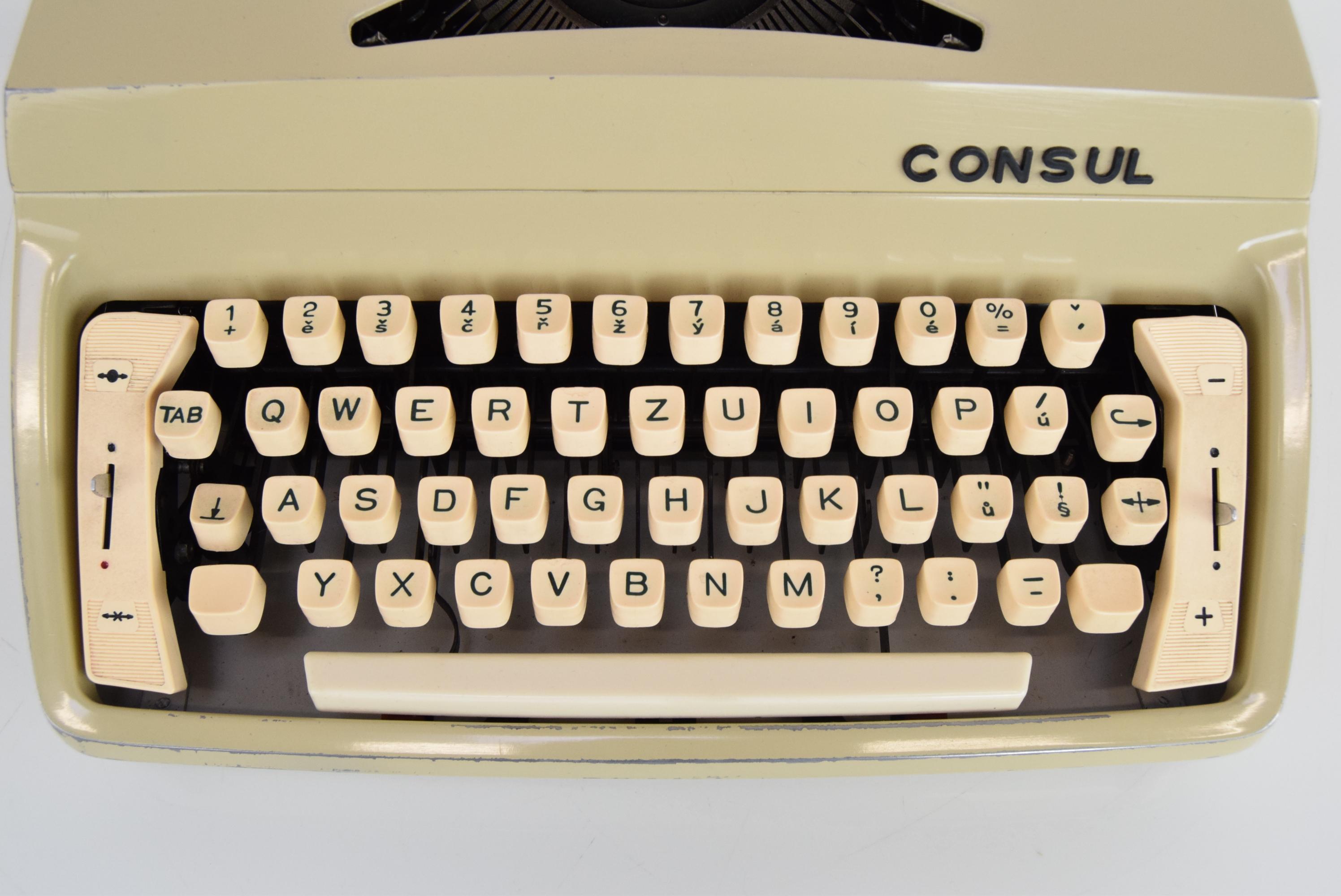 Late 20th Century Midcentury Typewriter/Consul, Type 222.2, 1970s For Sale