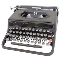 Mid-century Typewriter Olivetti Studio 42, 1946 Italy