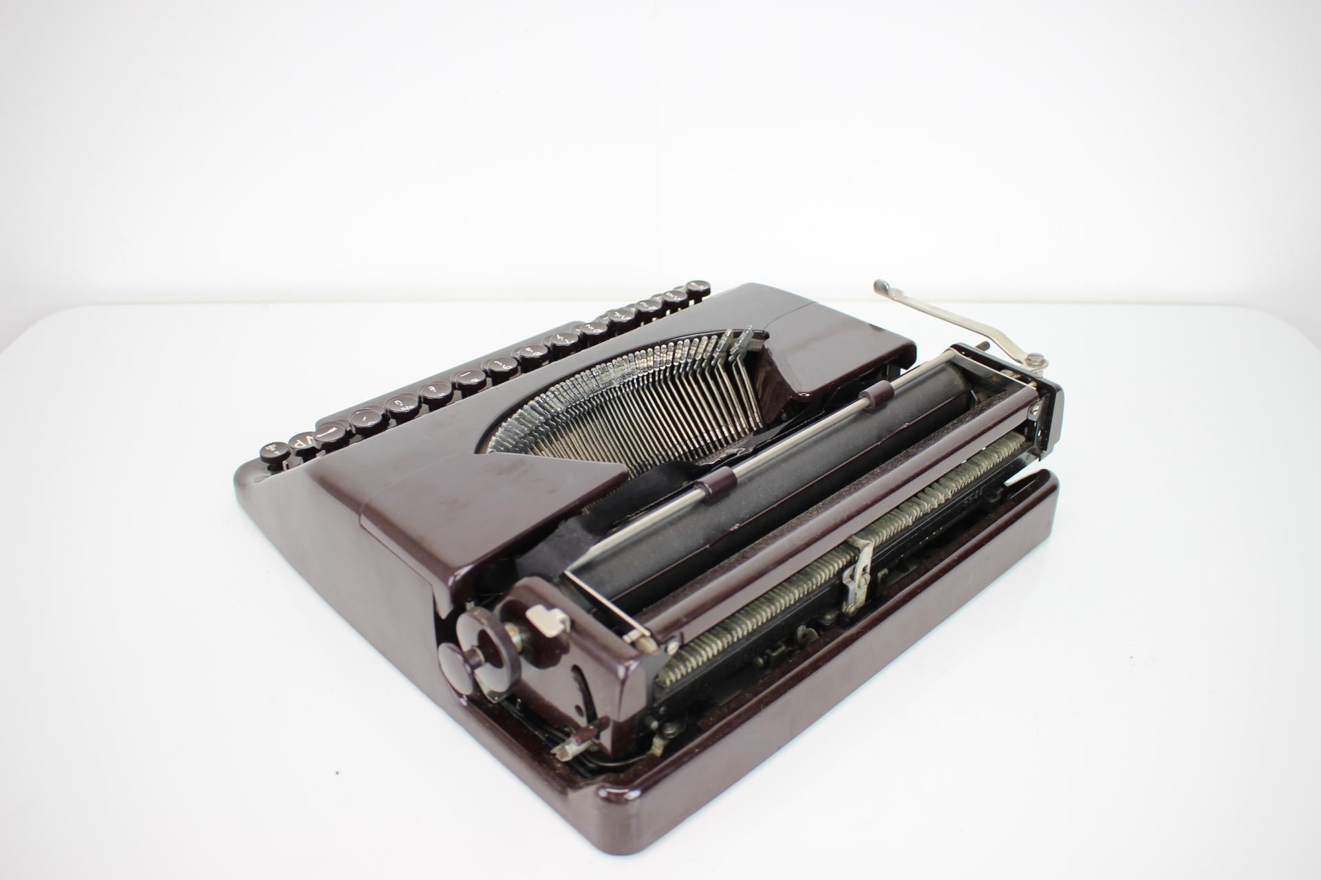 Allemand Typeur Olympia-Plana, Allemagne, 1940 en vente