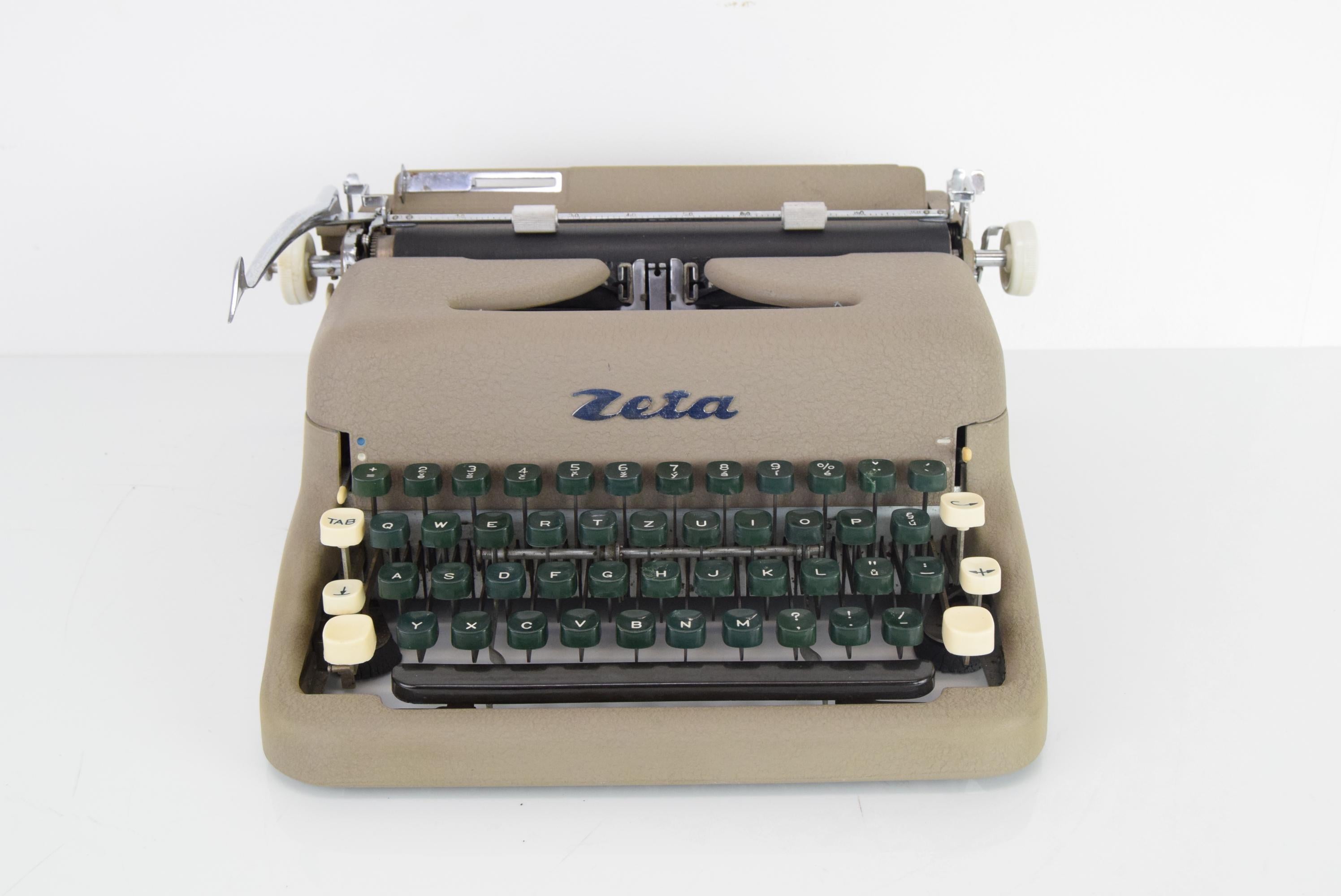 Metal Midcentury Typewriter / Zeta, 1950s.  For Sale