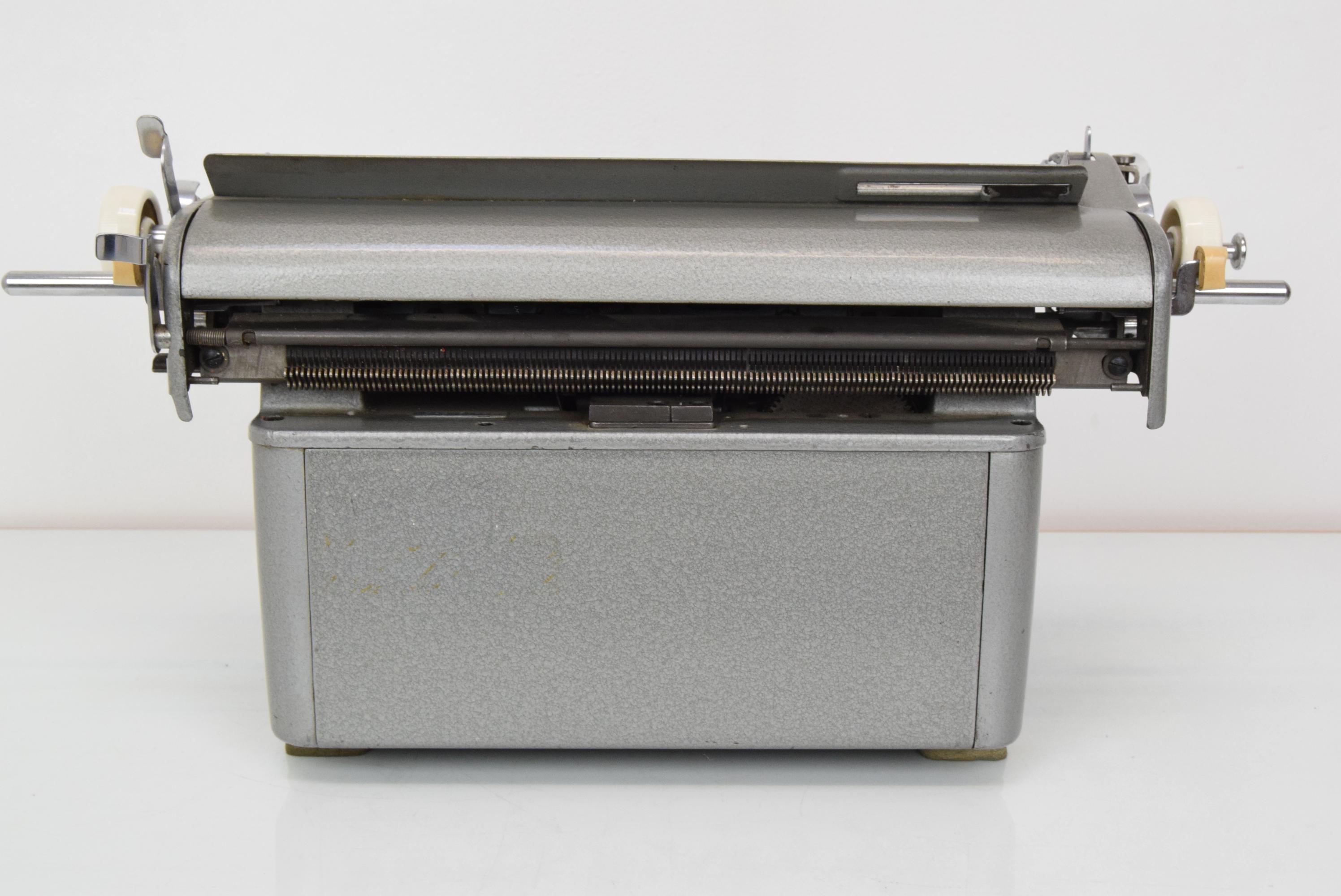 Metal Mid-Century Typewriter/Zeta, 1960's For Sale