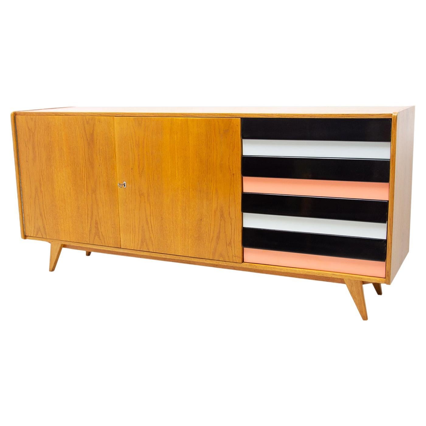 Midcentury, Sideboard von Jiří Jiroutek für Interiér Praha im Angebot