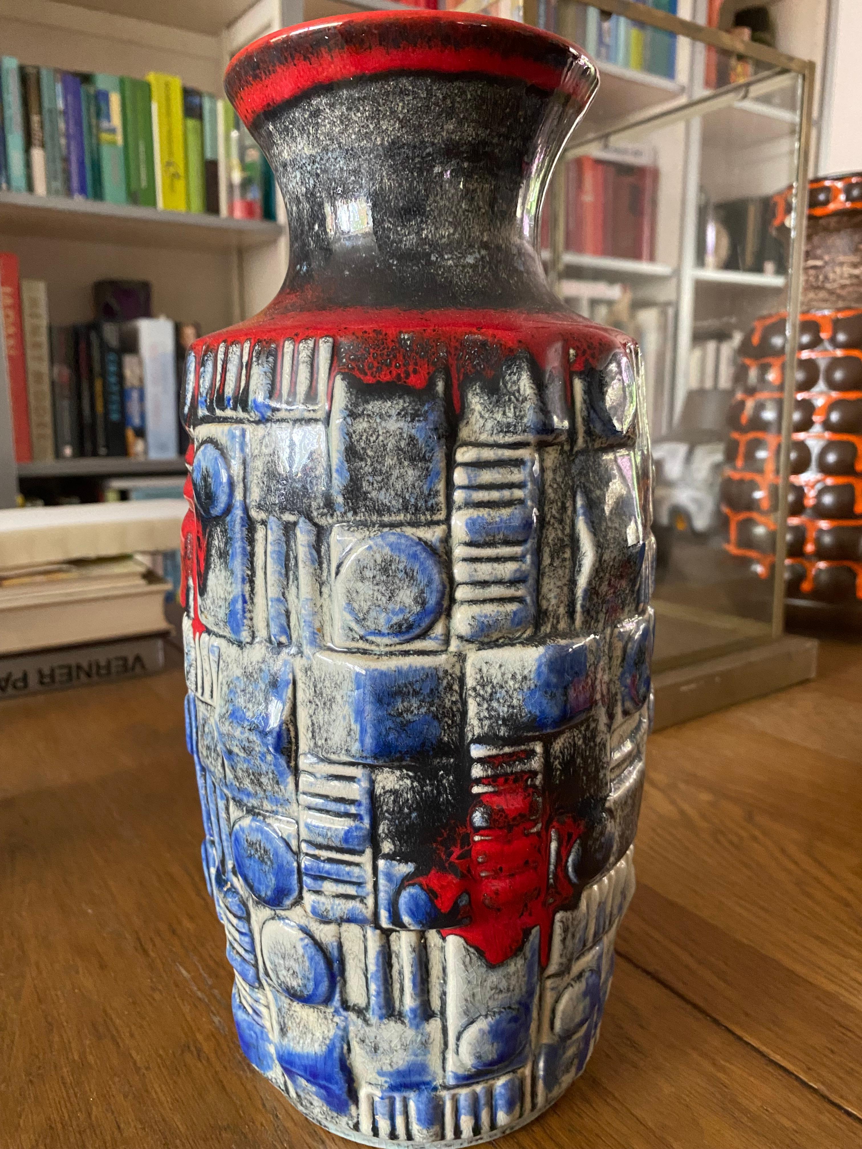 20ième siècle Vase Brutalist Ubelacker du milieu du siècle en vente