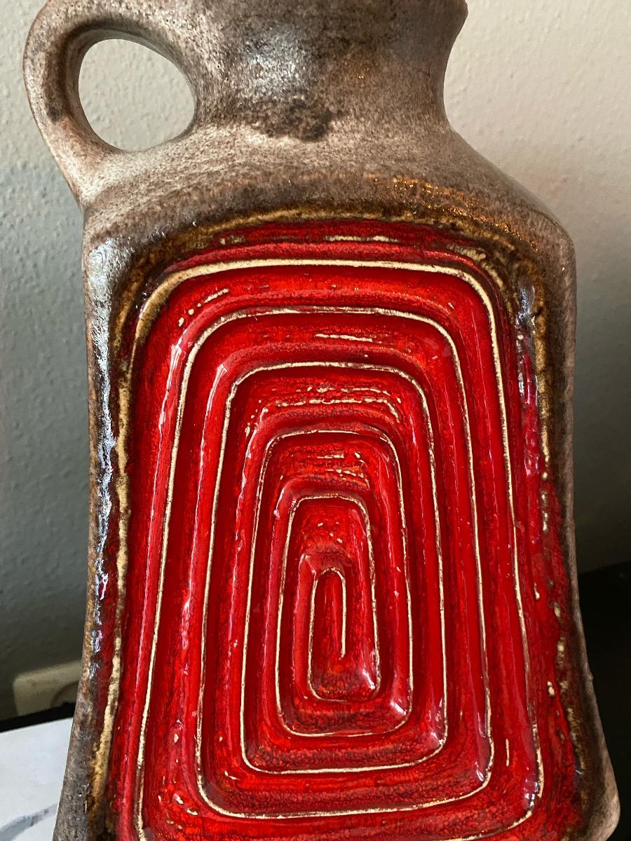 Mid-Century Modern Mid-Century Ubelacker Fat Lava Vase For Sale