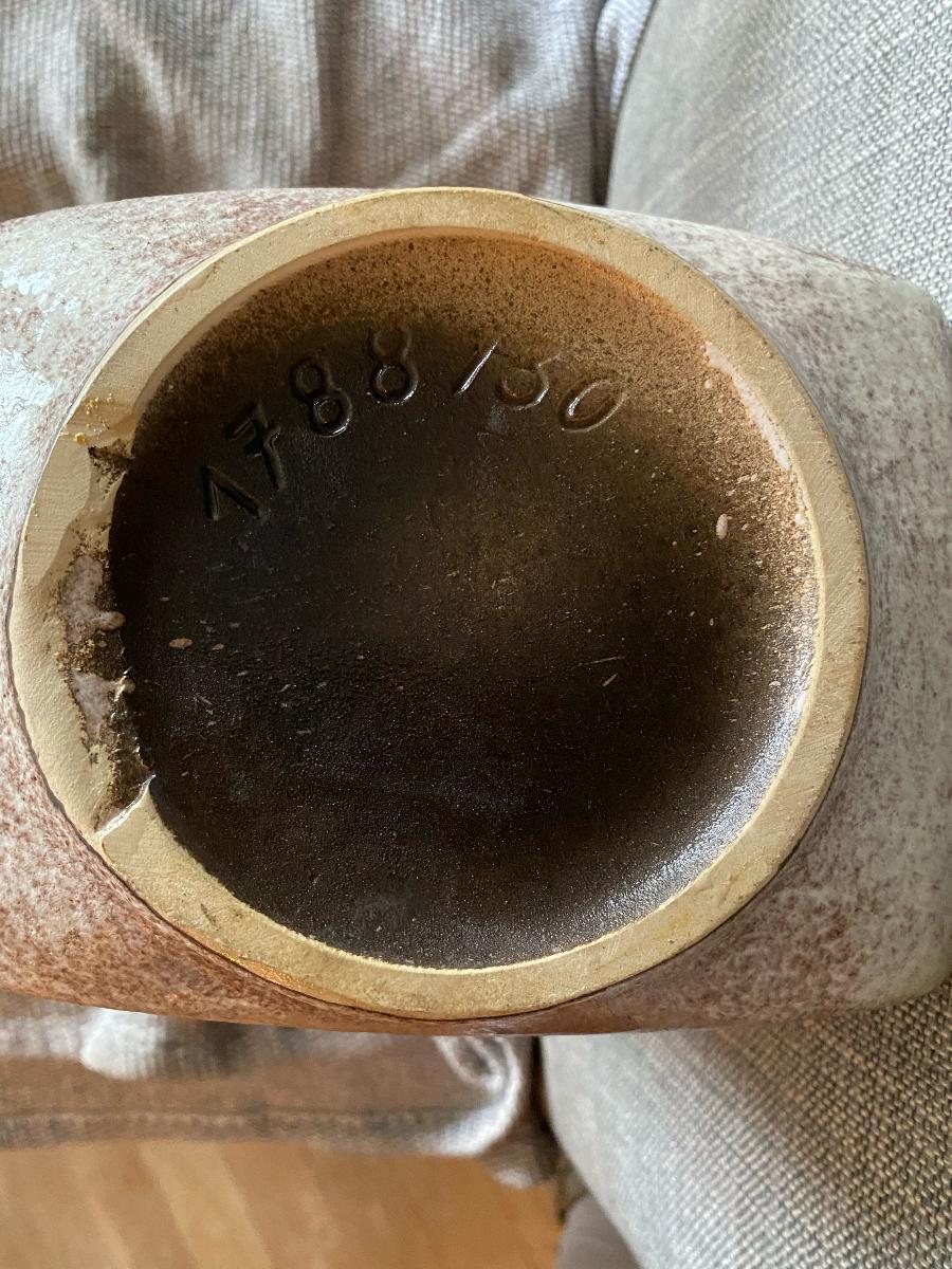 Carved Mid-Century Ubelacker Fat Lava Vase For Sale