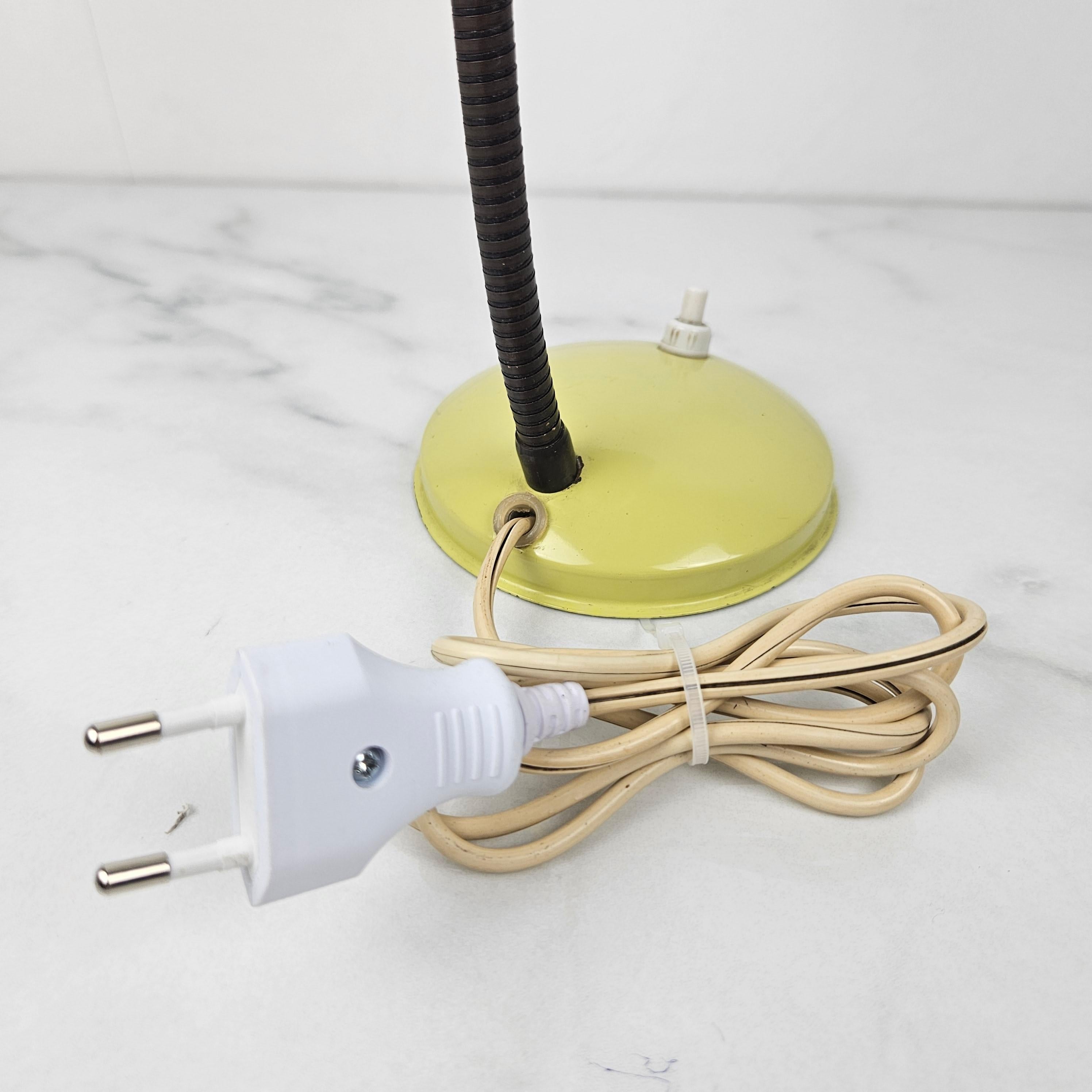 Lámpara de sobremesa 'Ukkie' de Hala Zeist, Mediados del siglo XX, Países Bajos, 1950 en venta 9