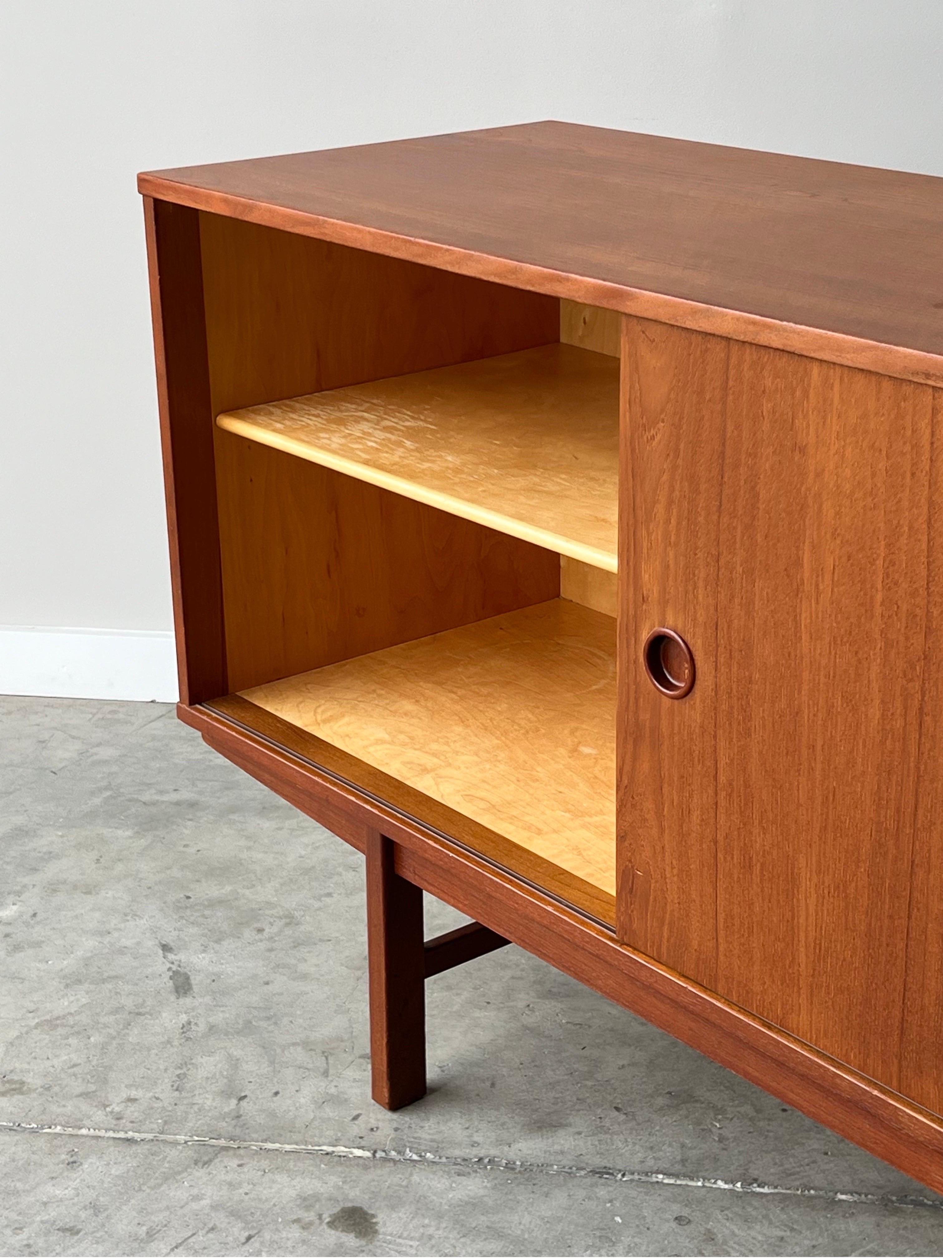 Mid-20th Century Mid-Century 